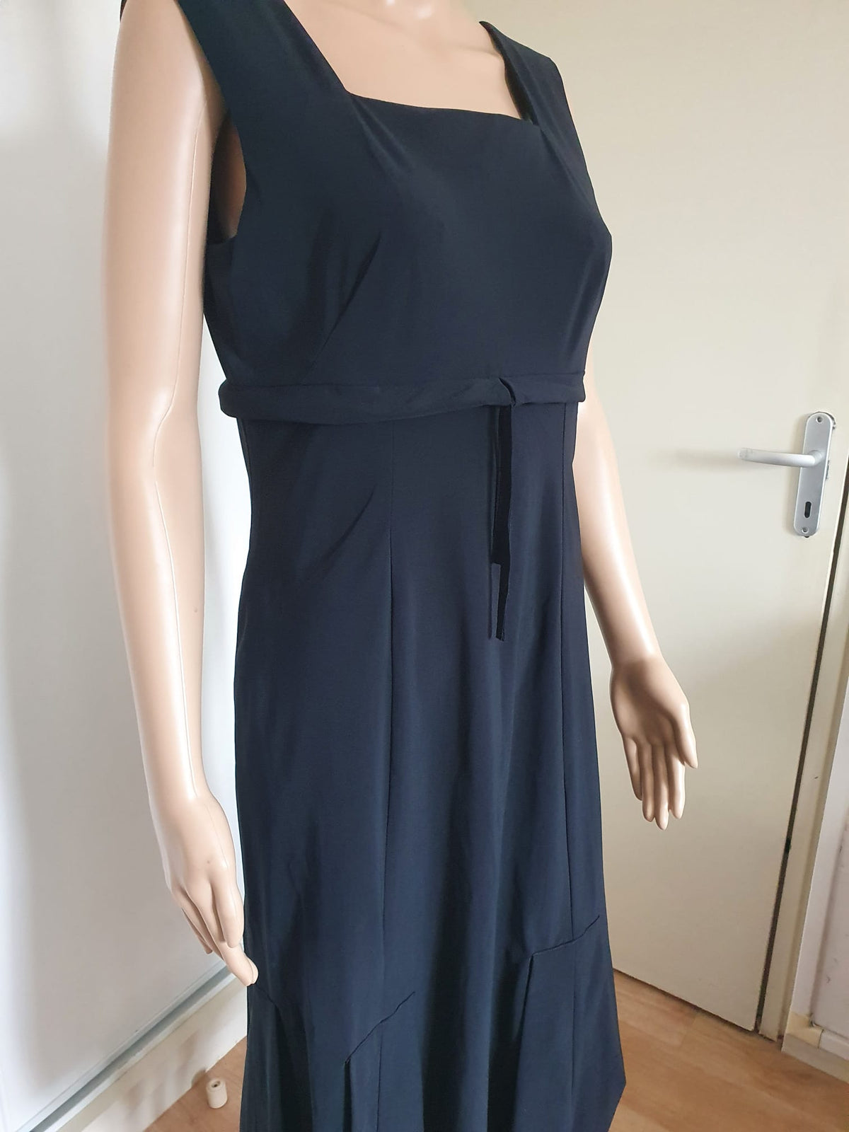 Élégante Robe Longue Noire Hugan'co- Taille 40