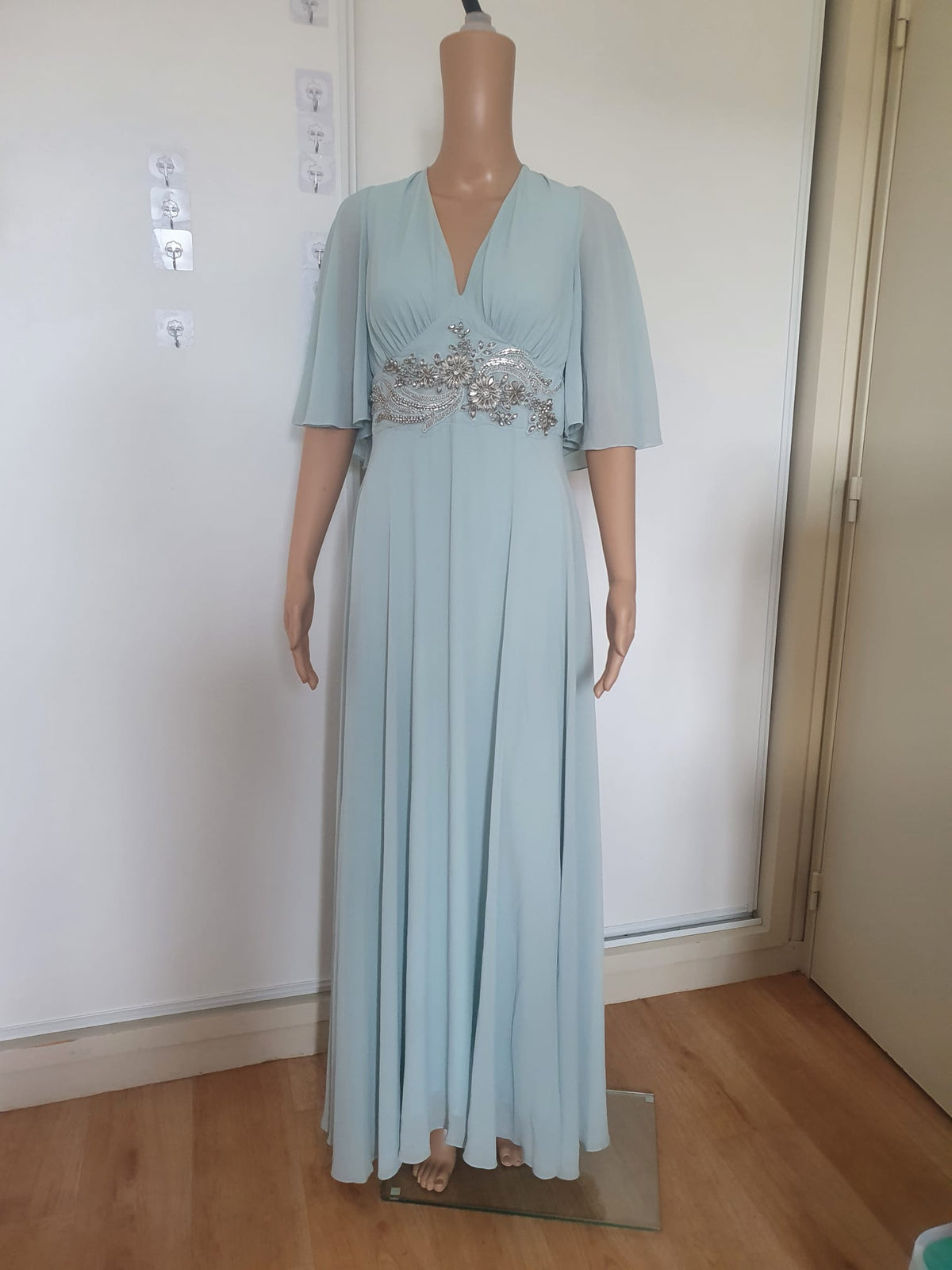 Robe Longue de Cérémonie Vert Sauge à Strass – Rinascimento - Taille S