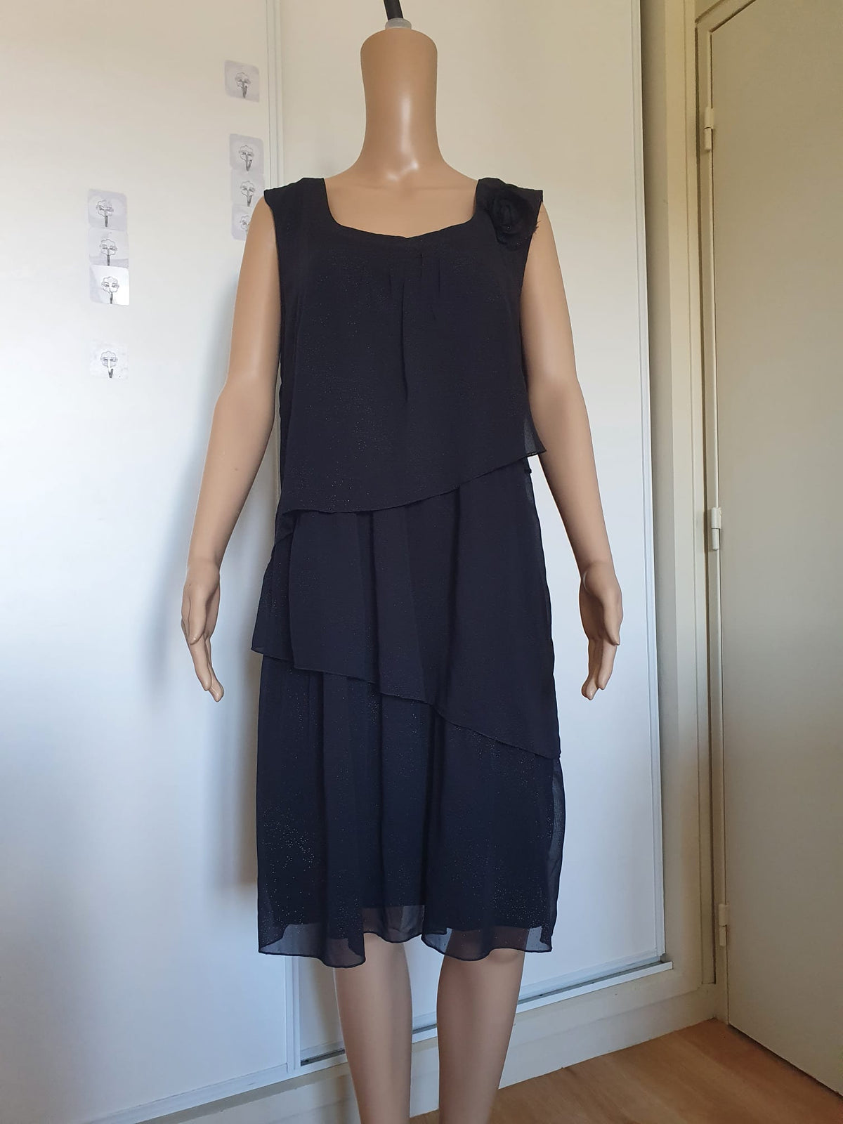 Robe de Soirée Noire Armand Thiery – Élégance & Scintillement (Taille 46 / 3XL)
