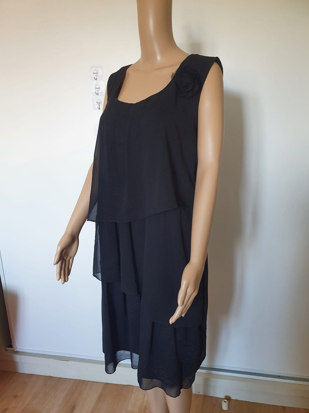 Robe de Soirée Noire Armand Thiery – Élégance & Scintillement (Taille 46 / 3XL)