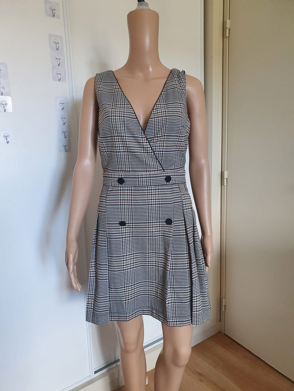 Robe Courte à Carreaux Cache Cache - Col V & Coupe Portefeuille - Neuve avec Étiquette (Taille 36)
