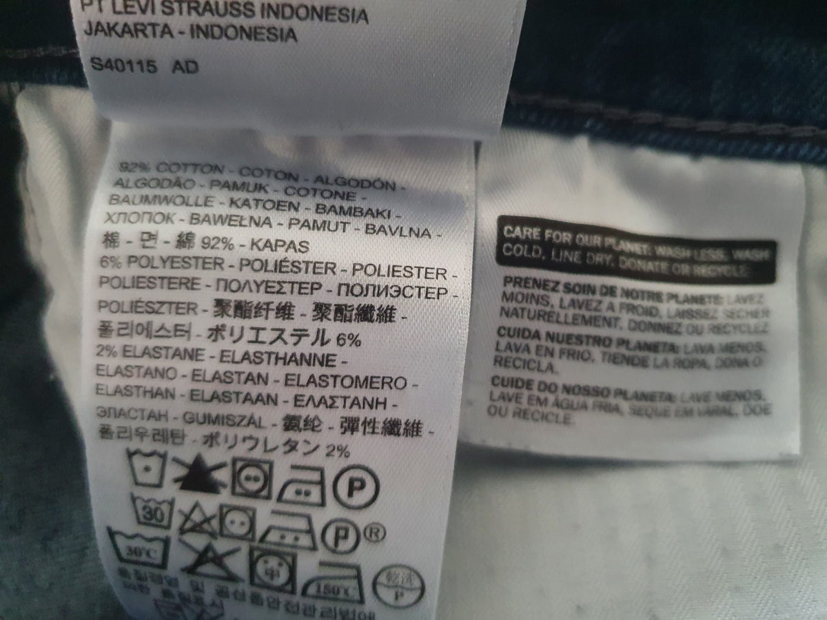 Jean Lévi's Demi Curve Skinny – Bleu Délavé et Destroy T34