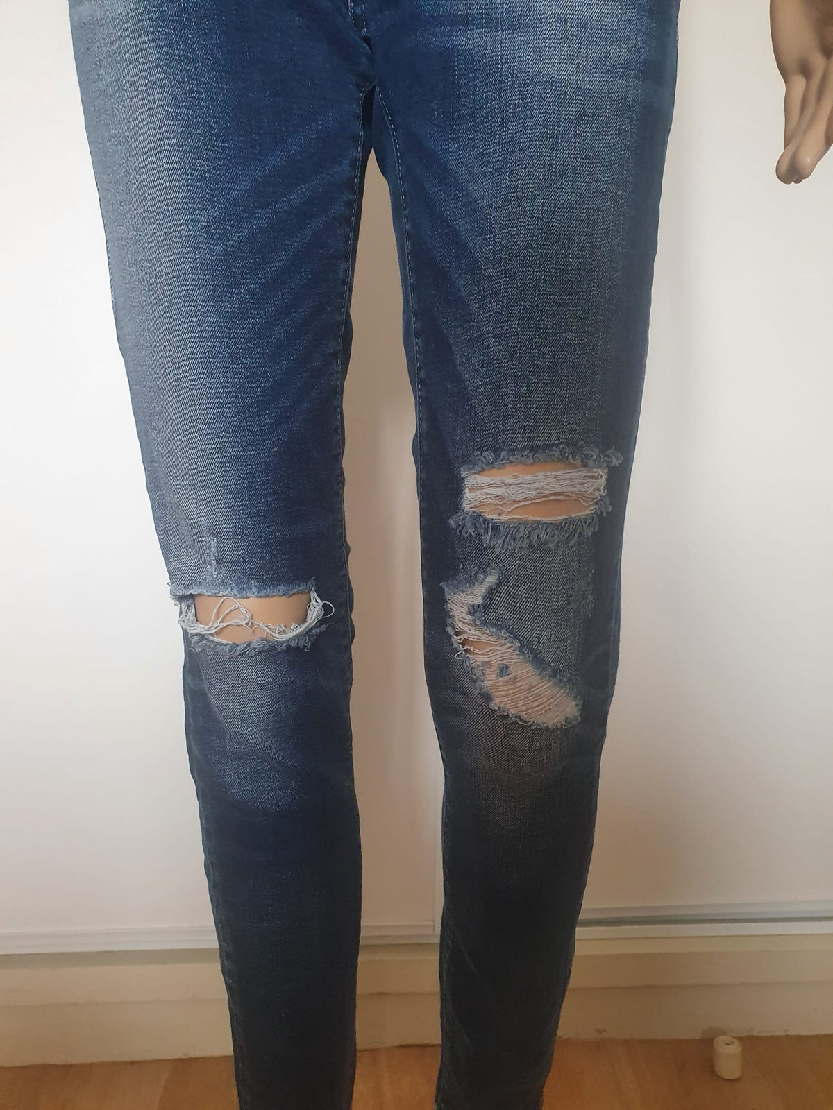Jean Lévi's Demi Curve Skinny – Bleu Délavé et Destroy T34
