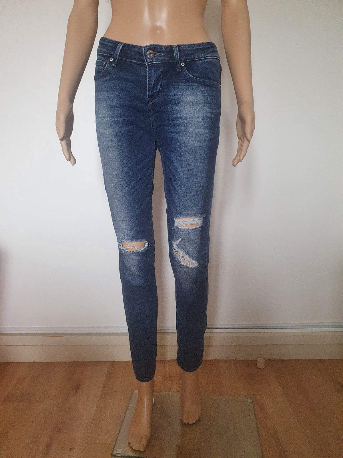 Jean Lévi's Demi Curve Skinny – Bleu Délavé et Destroy T34