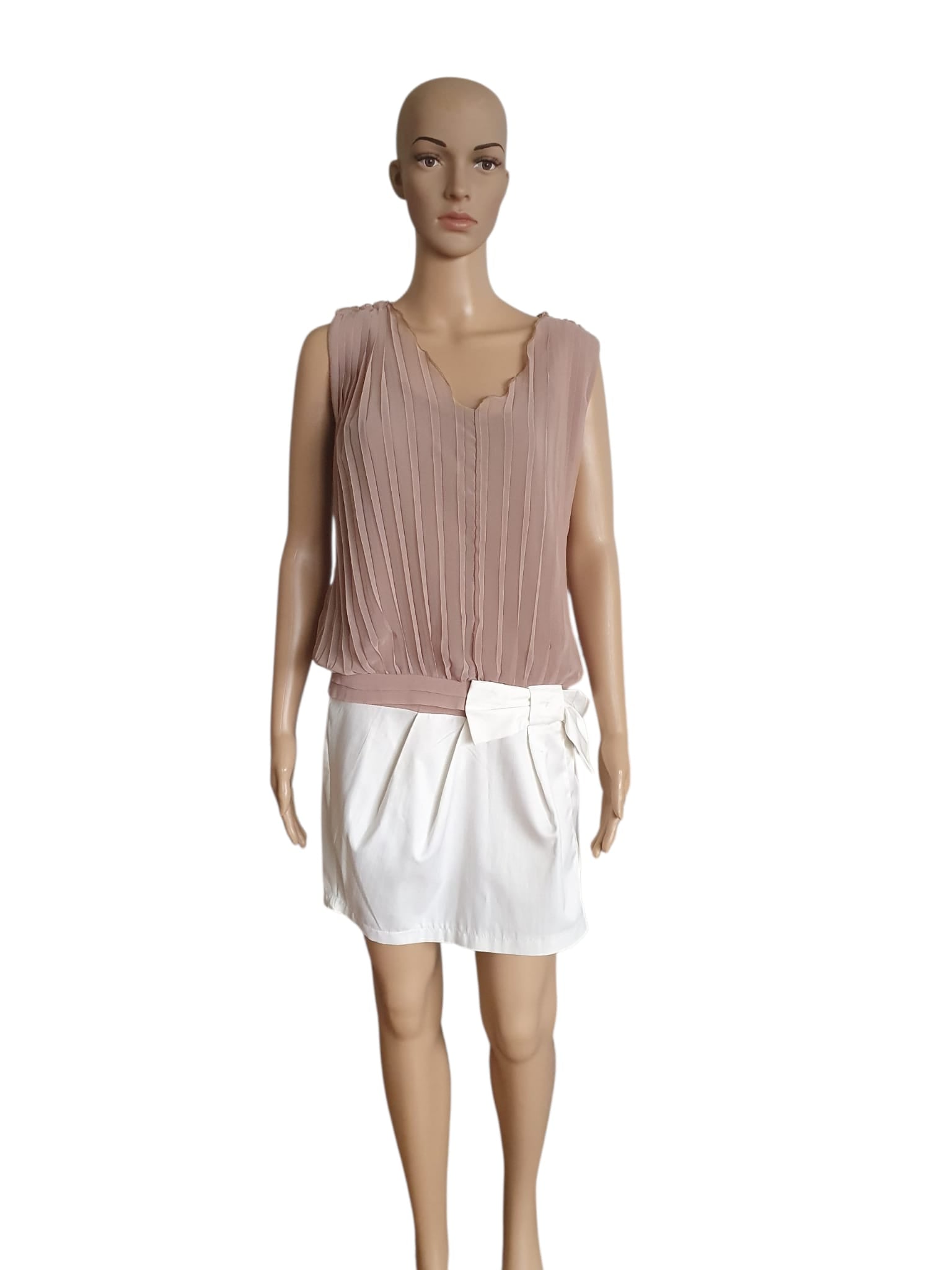 Esther two-tone short dress for women, sleeveless pleated top in old rose and white skirt with large bow at the waist, chic style for cocktail.