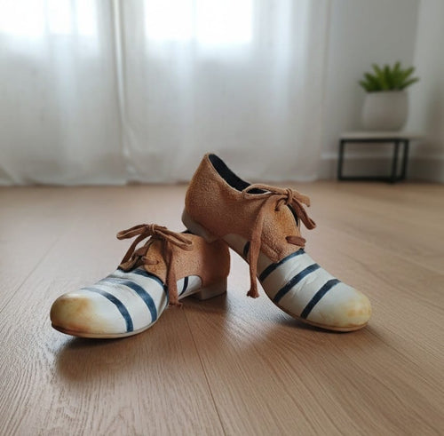 Papucei designer leather lace-up derby shoes size 35, nautical striped white and navy leather with tan suede trim, handmade artisan footwear.