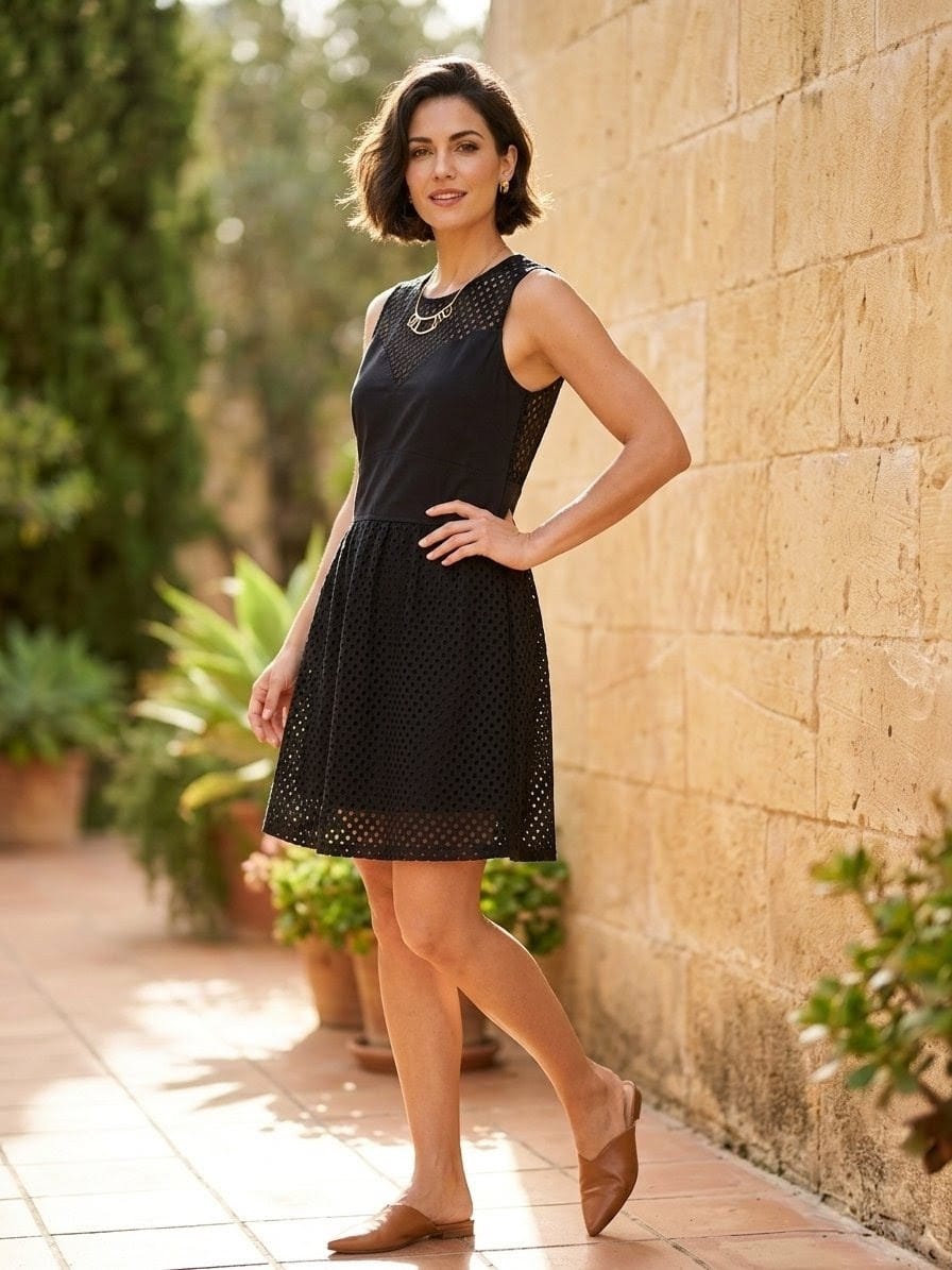 Robe Noire Ajourée Best Mountain - Taille 40 - Chic & Bi-matière
