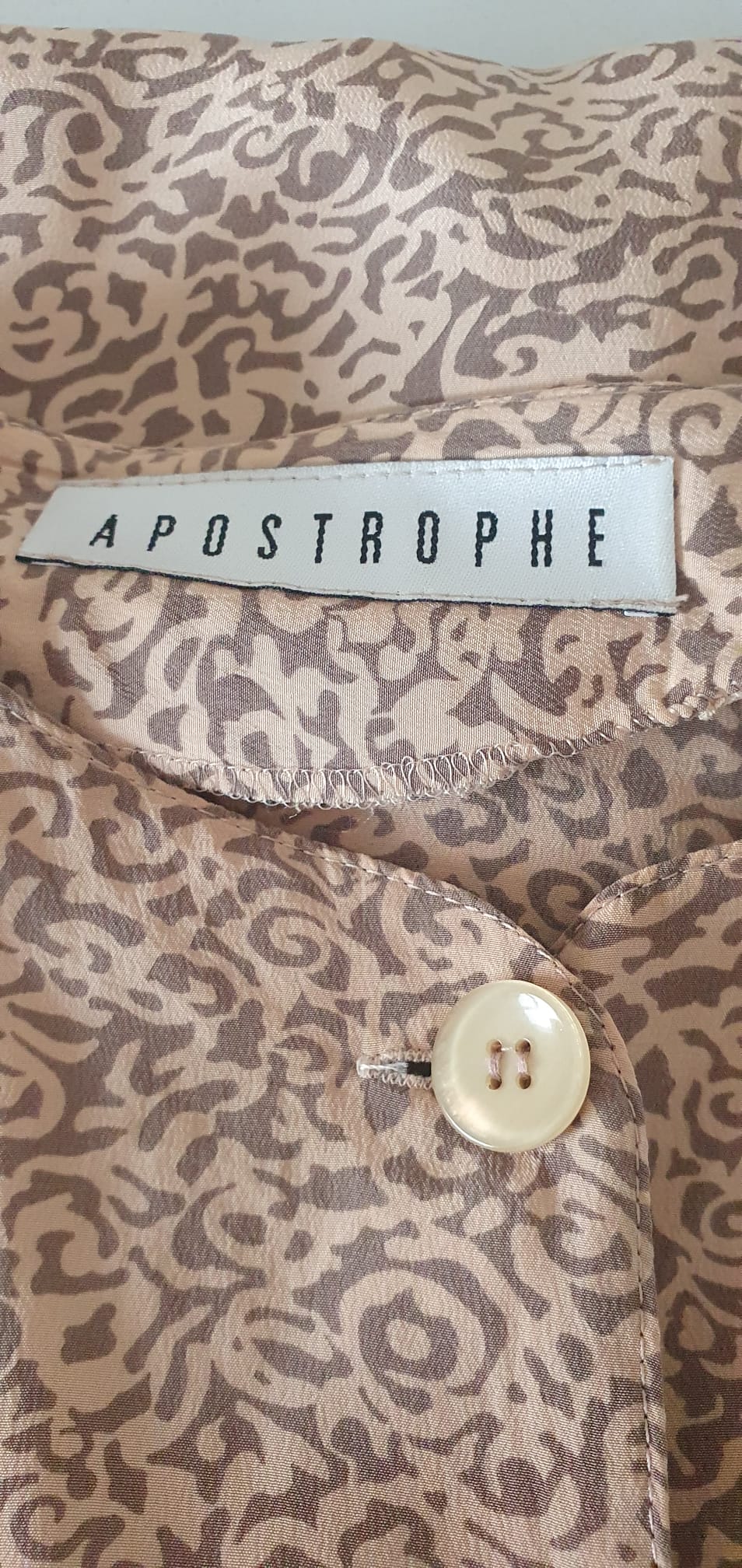 Chemise Vintage Apostrophe en Soie Beige et Marron – Fabriquée en France – Taille 44