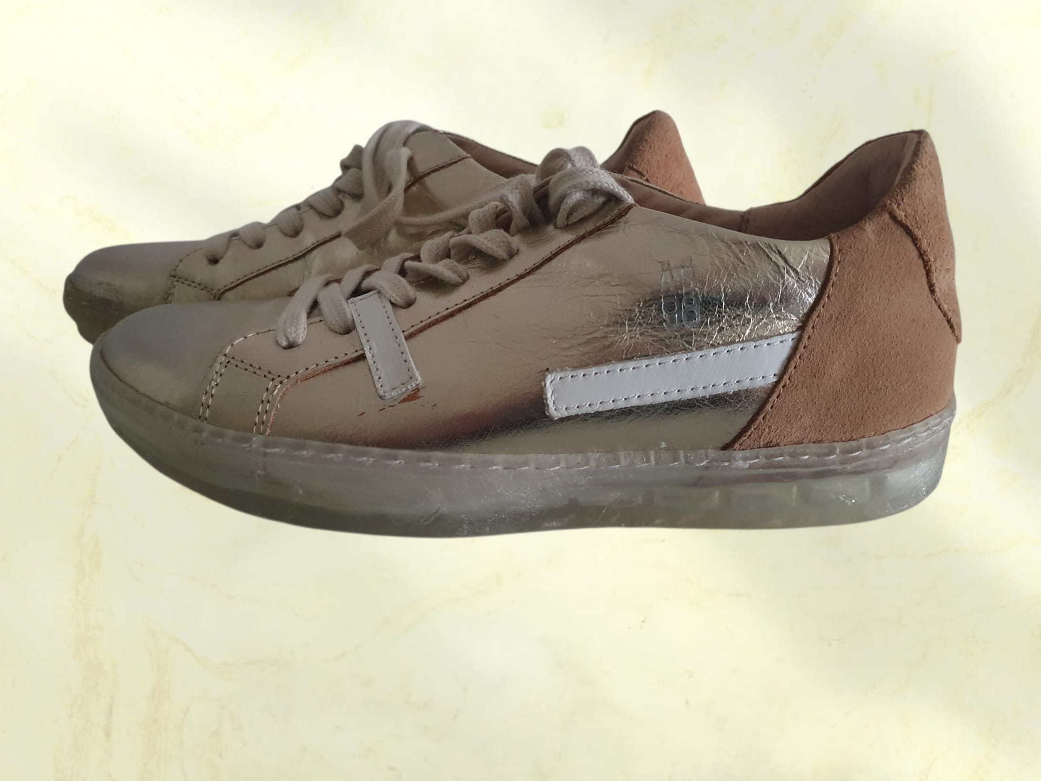 Baskets A.S. 98 en Cuir Métallisé Or - Pointure 35 - Neuves