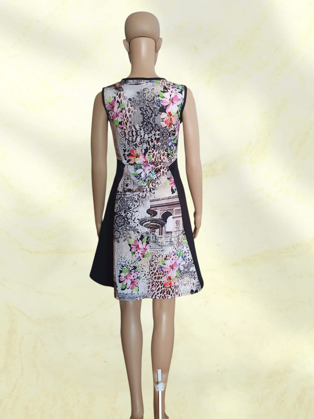 Robe Trapèze Femme Originale - Imprimé Paris & Fleurs - Marque Cocoon - Taille M