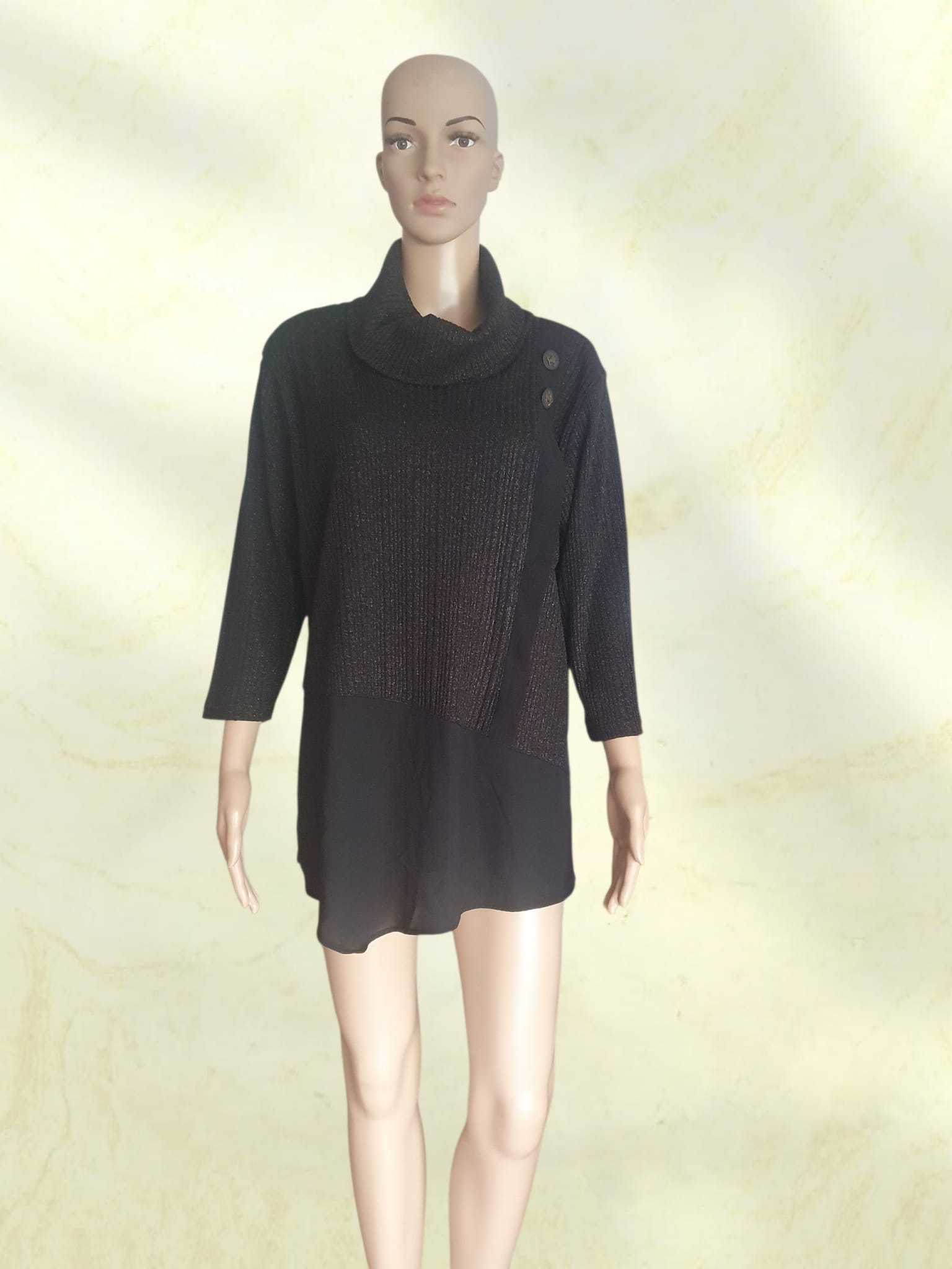 Pull Tunique Noir Scintillant – Coupe Asymétrique & Col Bénitier Chic T46
