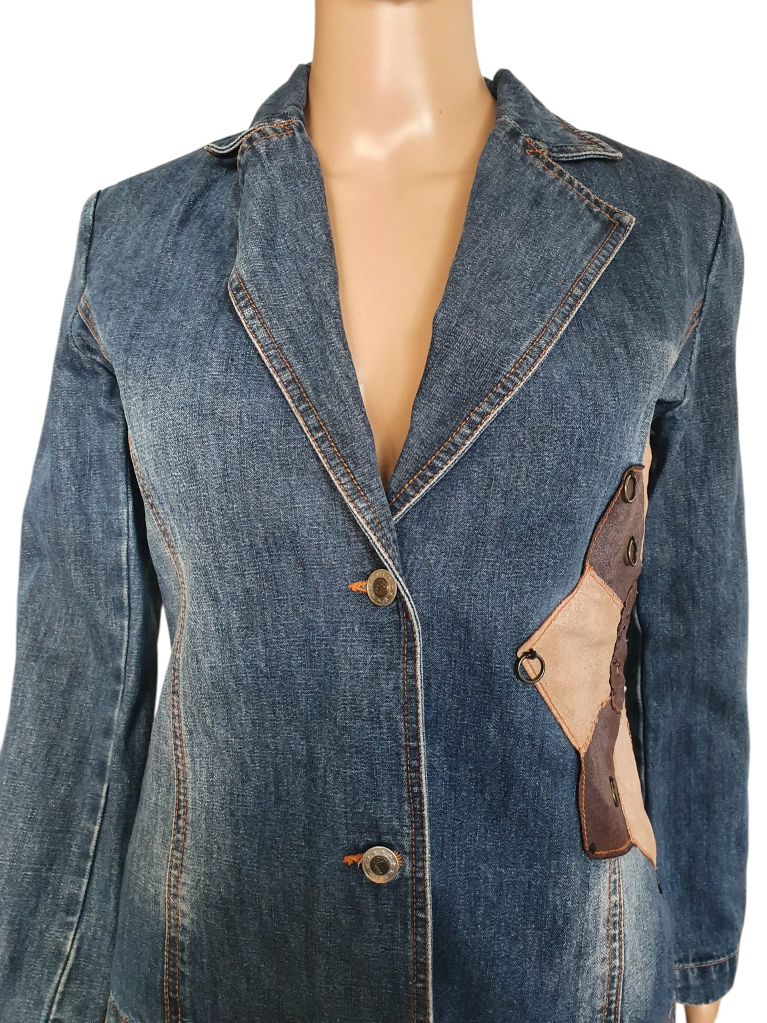 Veste en Jean Ajustée "On Parle de Vous" – Détails Patchwork & Bohème Chic T36