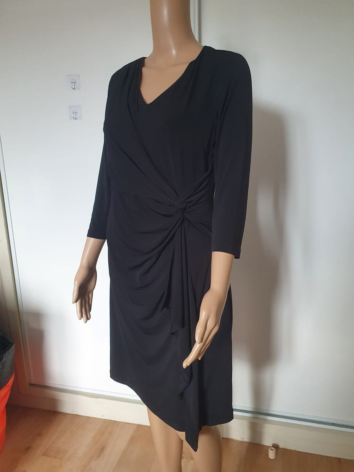 Petite Robe Noire Drappée - Fluide - Woman El Corte Inglés T40