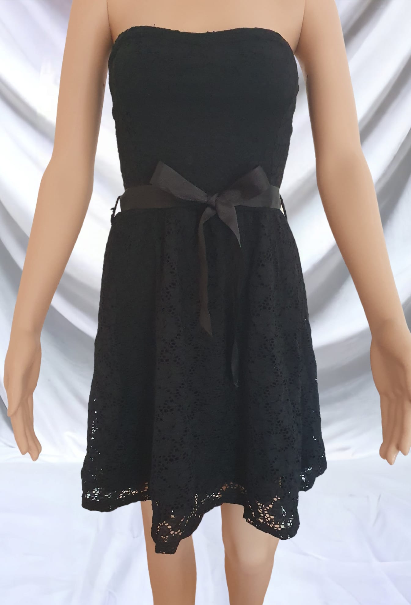 Petite robe Bustier en dentelle noire- Cache Cache- Taille 38