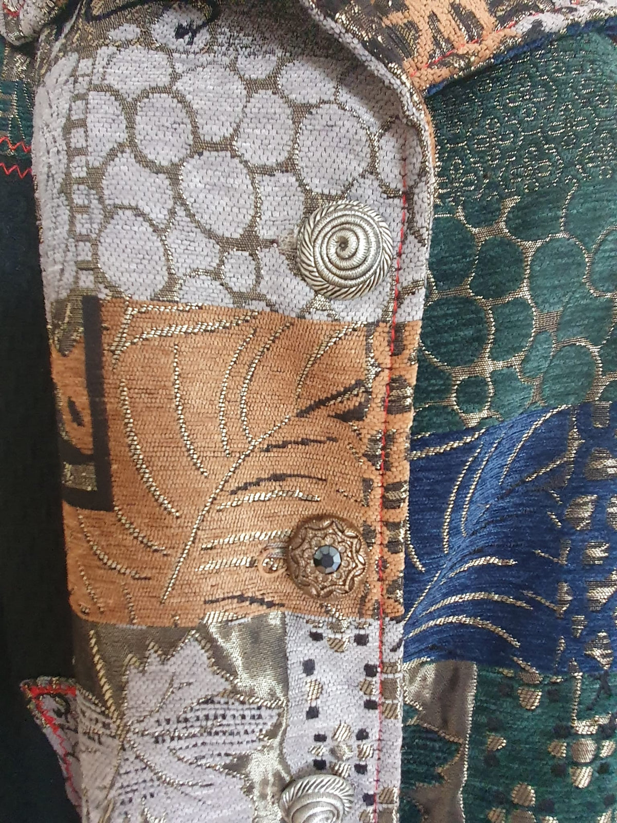 Manteau Long Rétro Patchwork Style Tapisserie & Bohème – T44