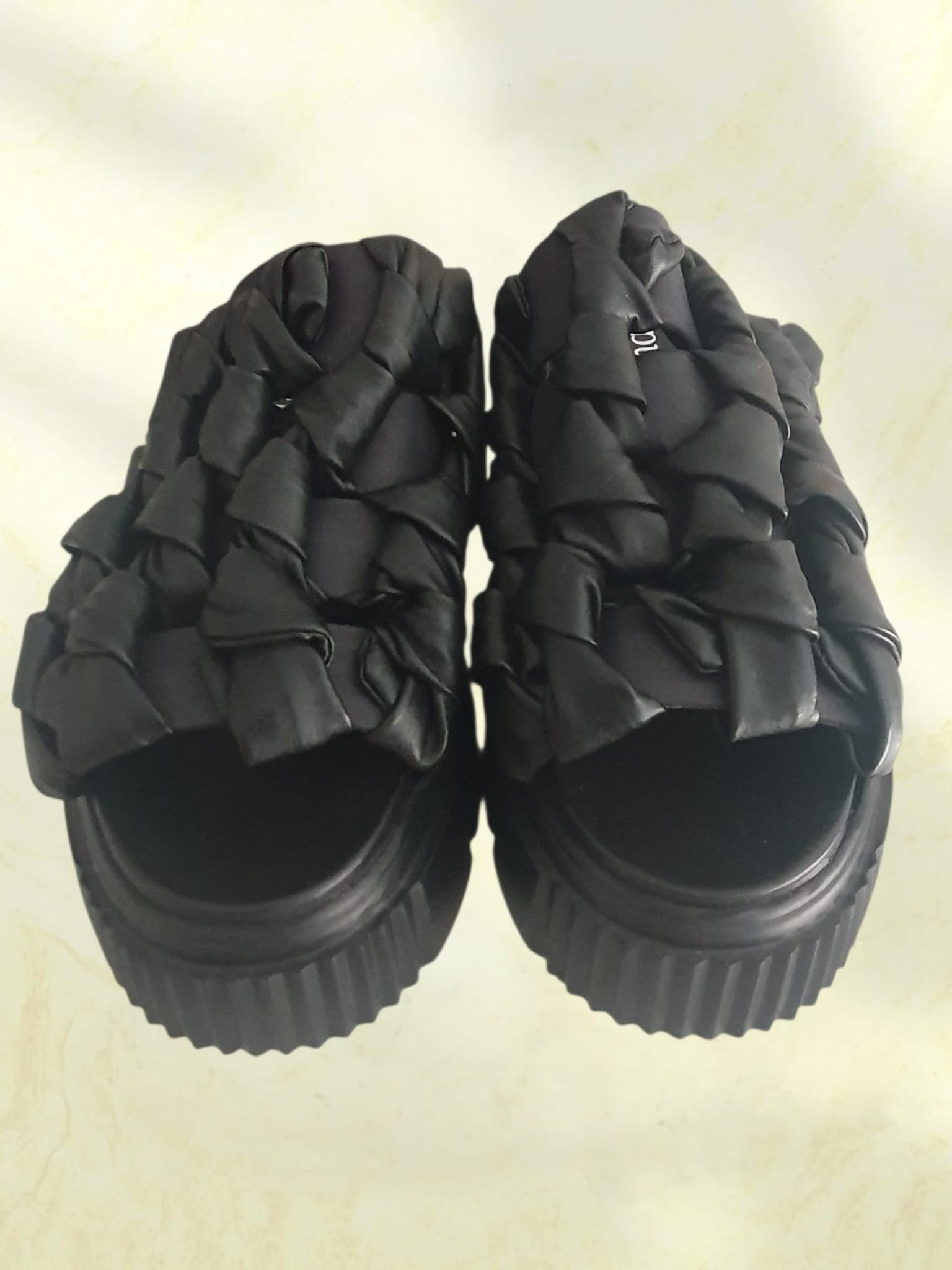 Sandales Plateformes Papucei en Cuir Tressé Noir – Neuves p40 / 41