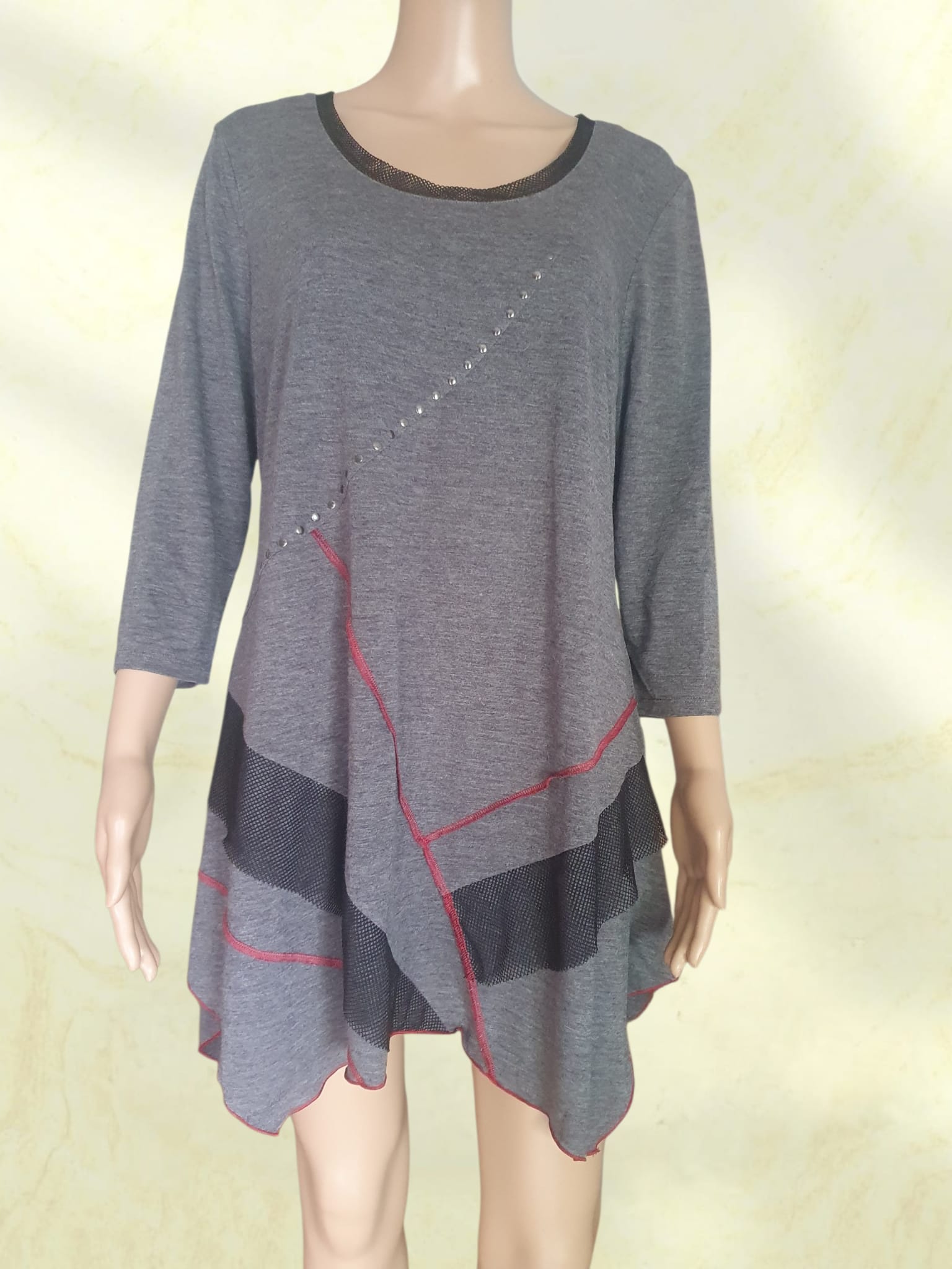 Tunique Graded Chinée – Style Asymétrique & Détails Couture T42