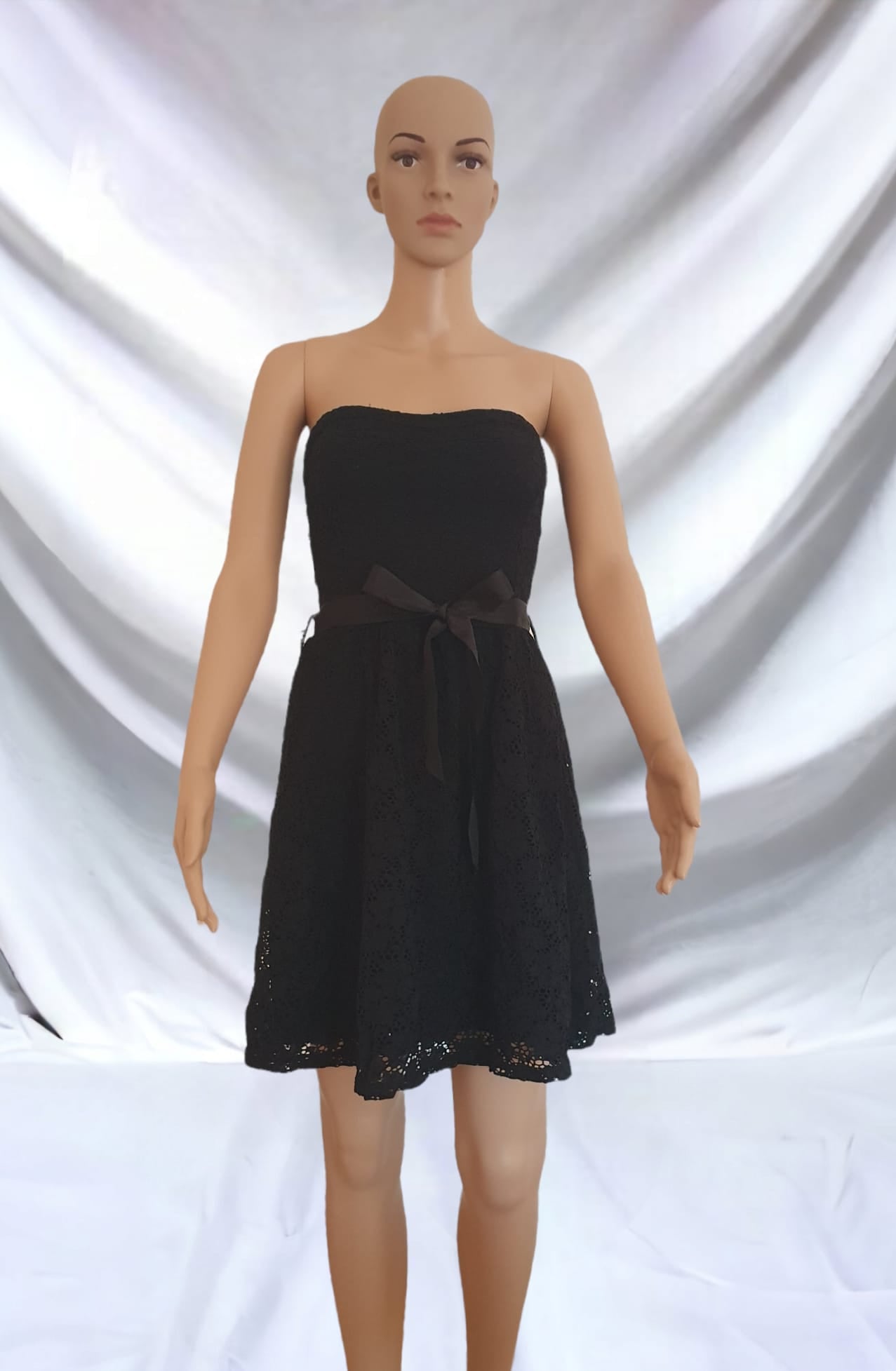 Petite robe Bustier en dentelle noire- Cache Cache- Taille 38