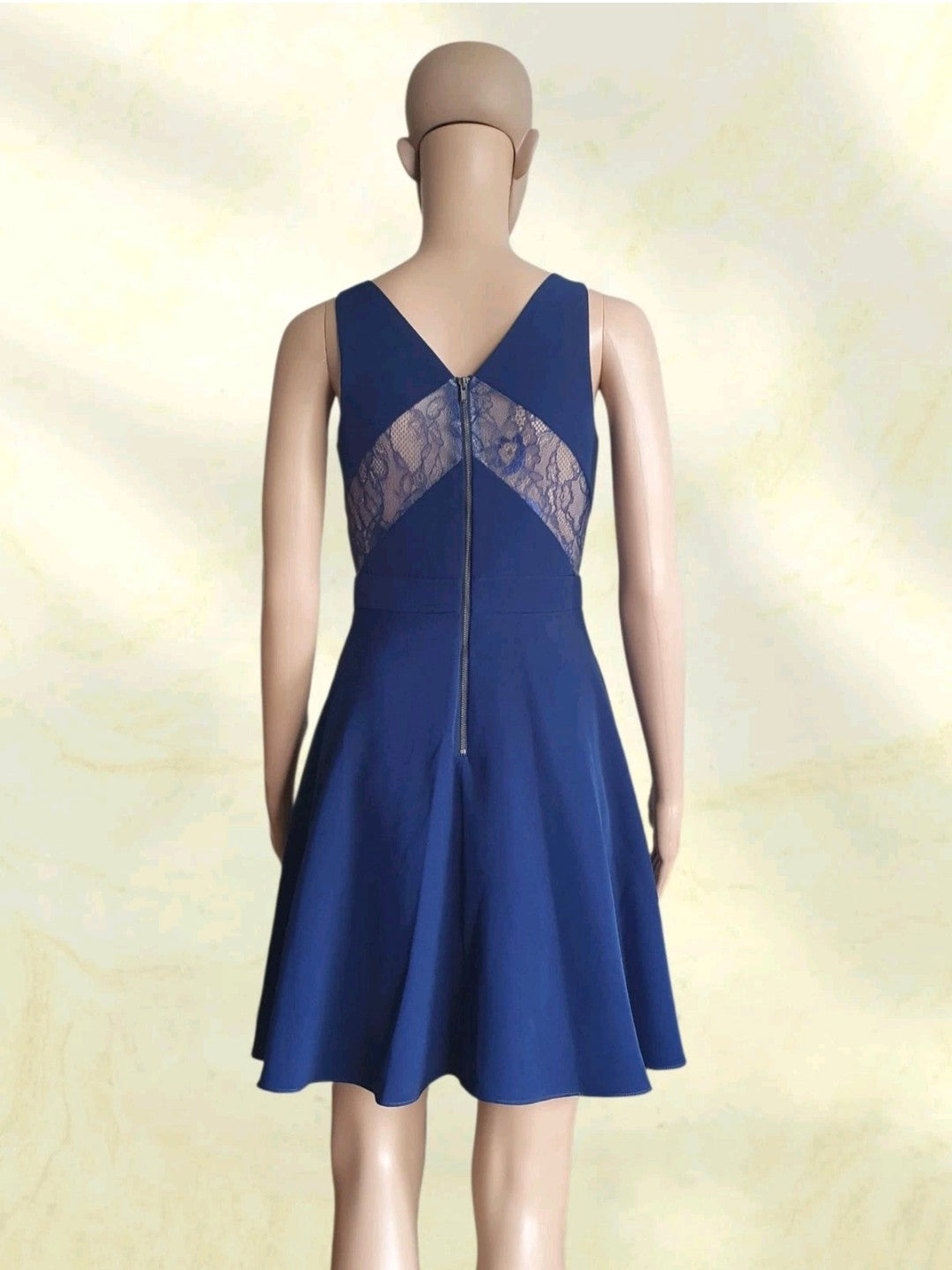 Robe courte de soirée bleu marine - coupe patineuse- Aqua - T38