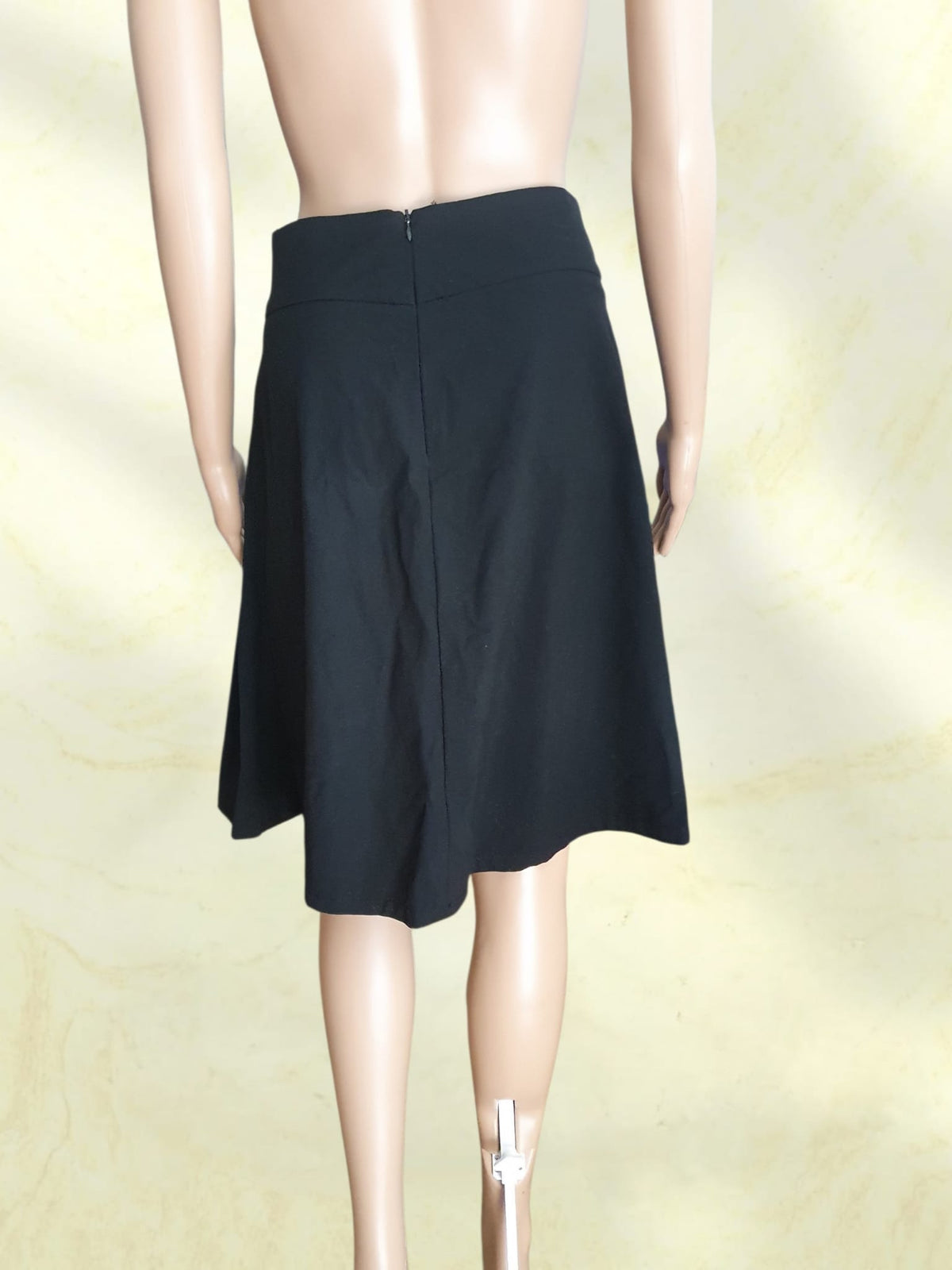 Jupe trapèze noire élégante et fluide – DIM - Taille 40/42