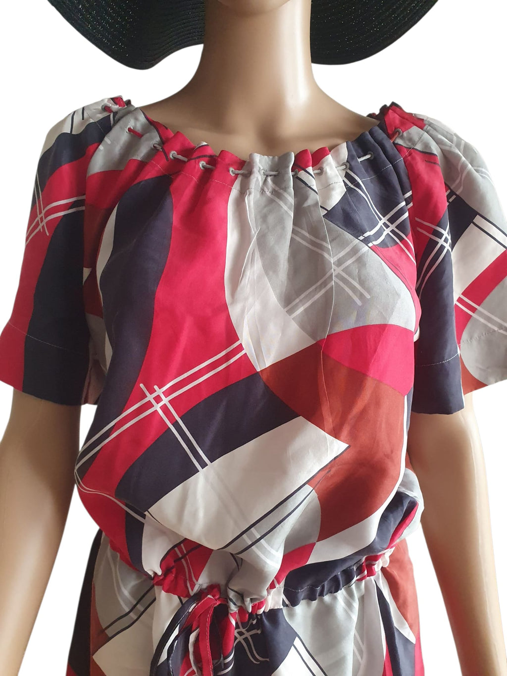 Robe Courte 100% Soie Alain Manoukian- Élégance Graphique T36