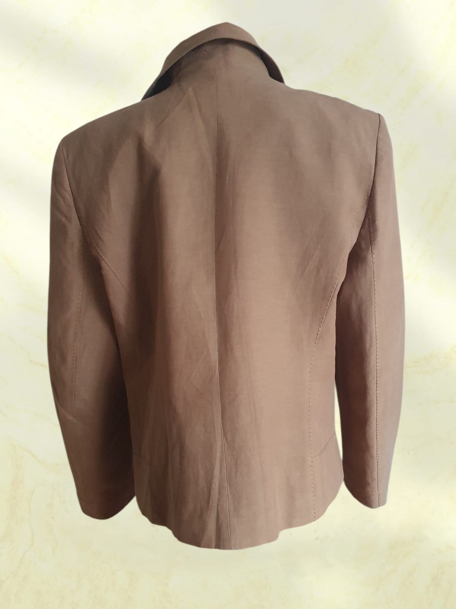 Veste Courte Croisée Apostrophe –  Soie &  Lin – Marron Camel / Chocolat T46