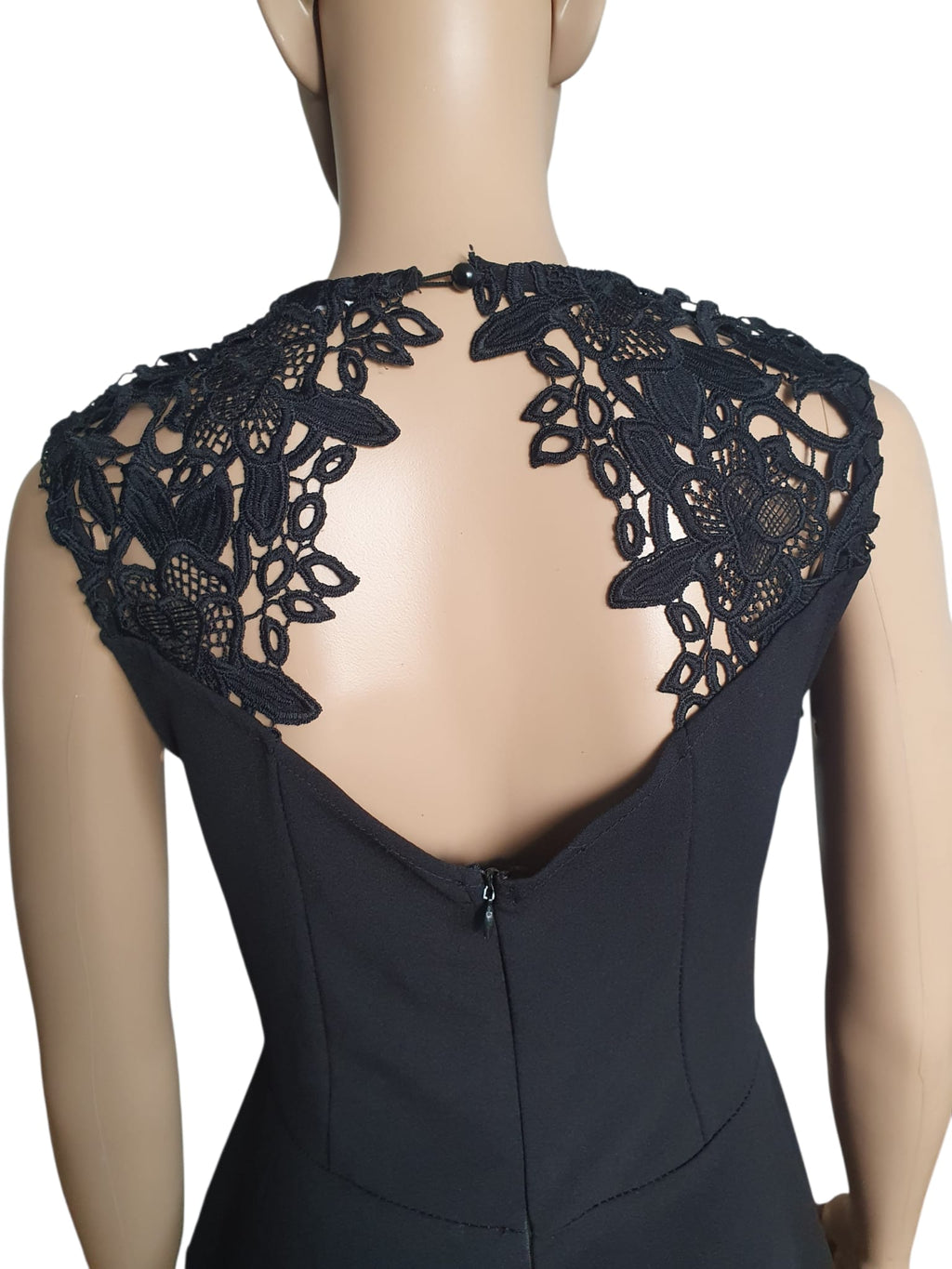 Robe de Soirée Noire en Dentelle - Esther.H Paris | Chic & Intemporelle T36