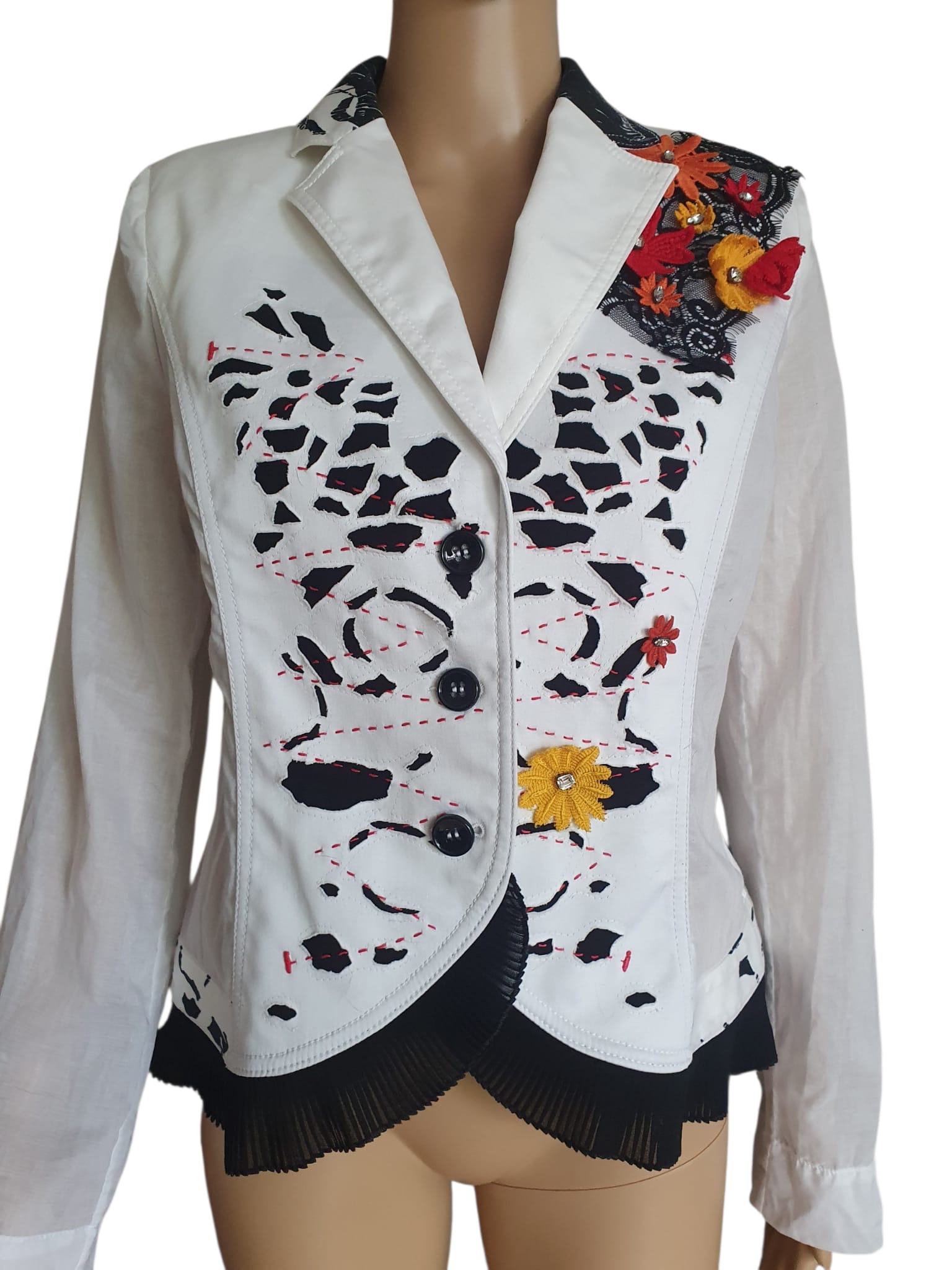 Veste Blanche et Noire Style Créateur - Broderies Florales & Dentelle T38