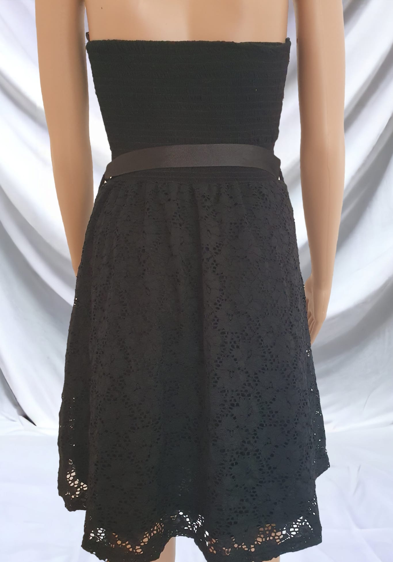 Petite robe Bustier en dentelle noire- Cache Cache- Taille 38