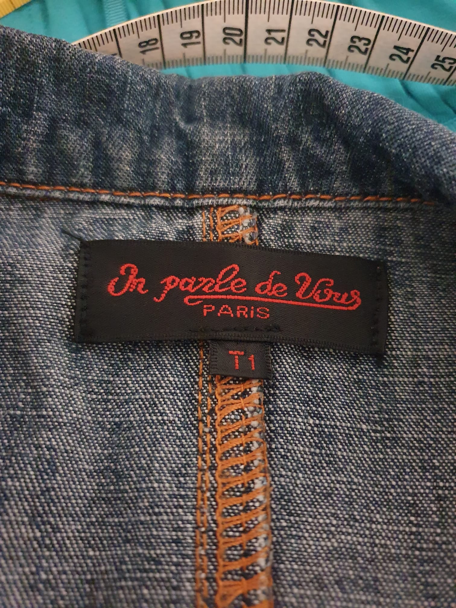 Veste en Jean Ajustée "On Parle de Vous" – Détails Patchwork & Bohème Chic T36
