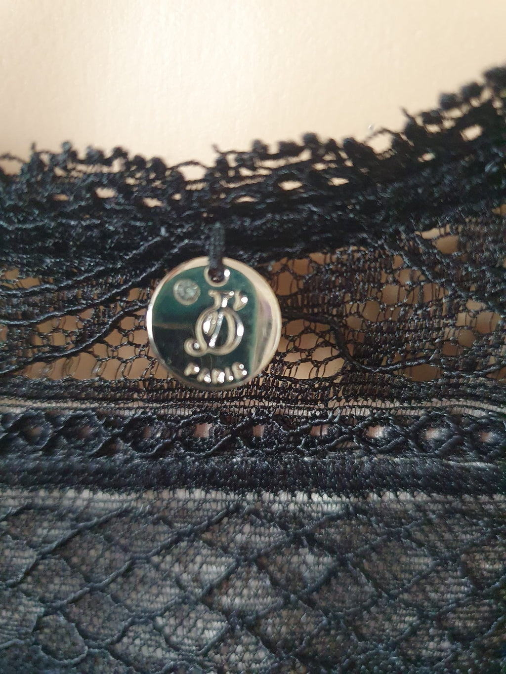Body Noir en Dentelle Élégante - Col V  - Marque Jus d'Orange  - Taille 36