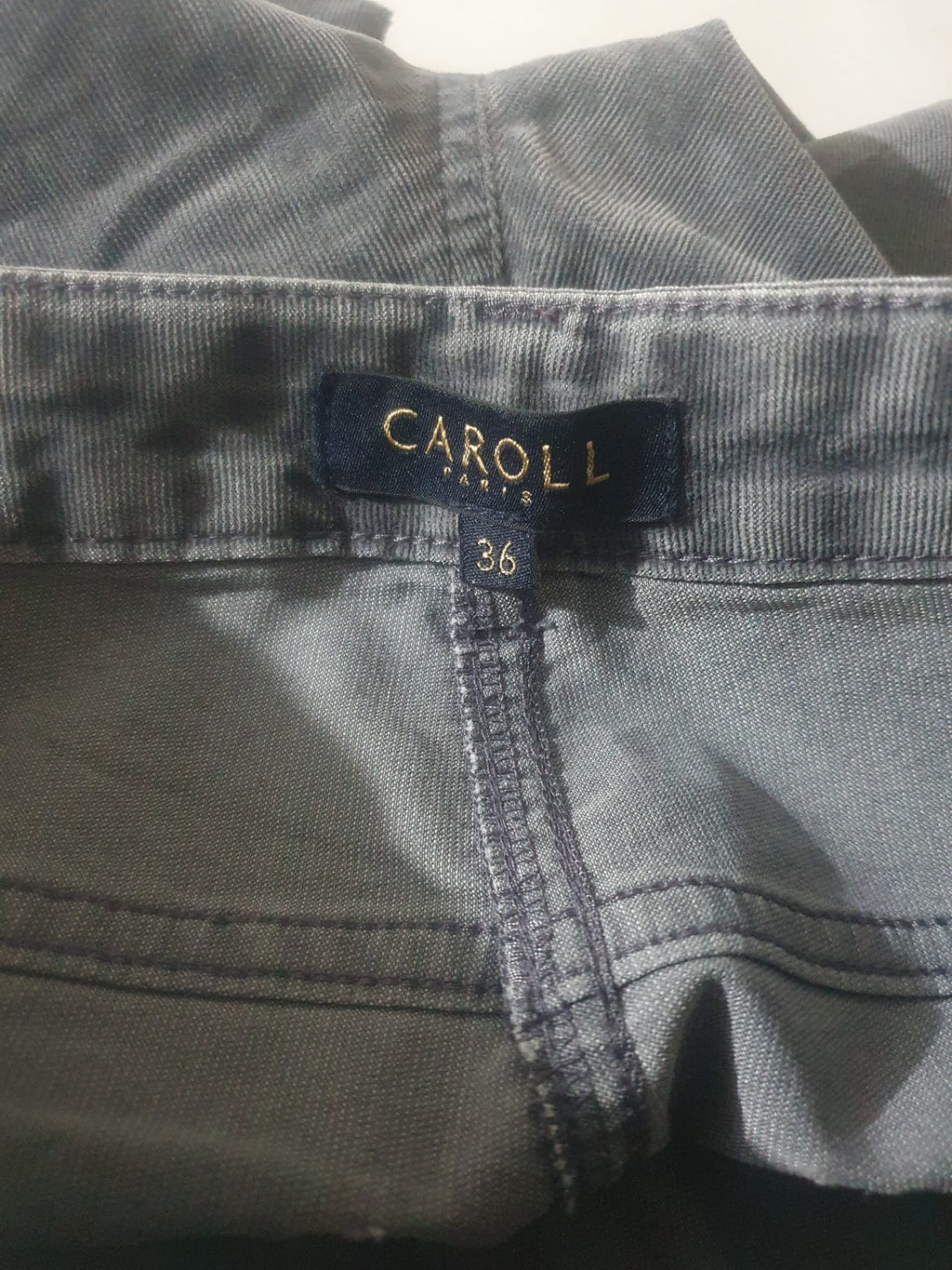 Pantalon en Velours Côtelé Gris Caroll Paris – Coupe Droit / Slim – Taille 36 (S)