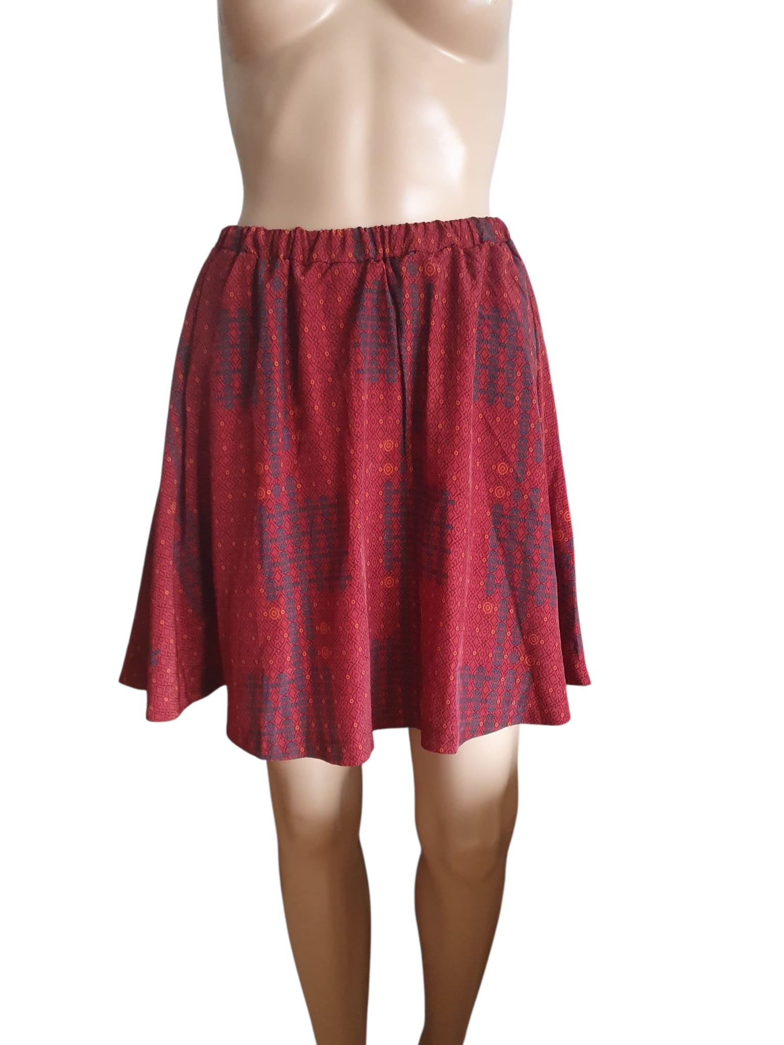 Jupe Patineuse Rouge à Motifs Géométriques – Style Boho & Graphique T36/38