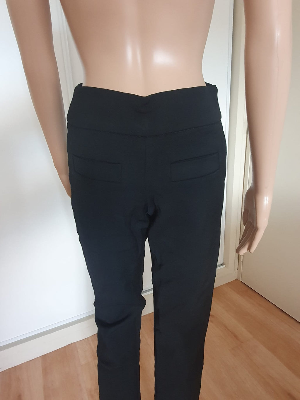 Pantalon Noir ajusté Chic et Élégant PAULE KA - Taille 38