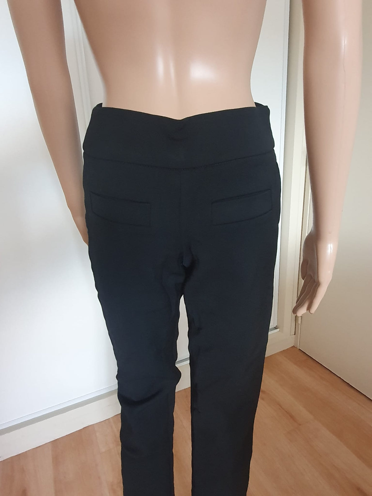 Pantalon Noir ajusté Chic et Élégant PAULE KA - Taille 38