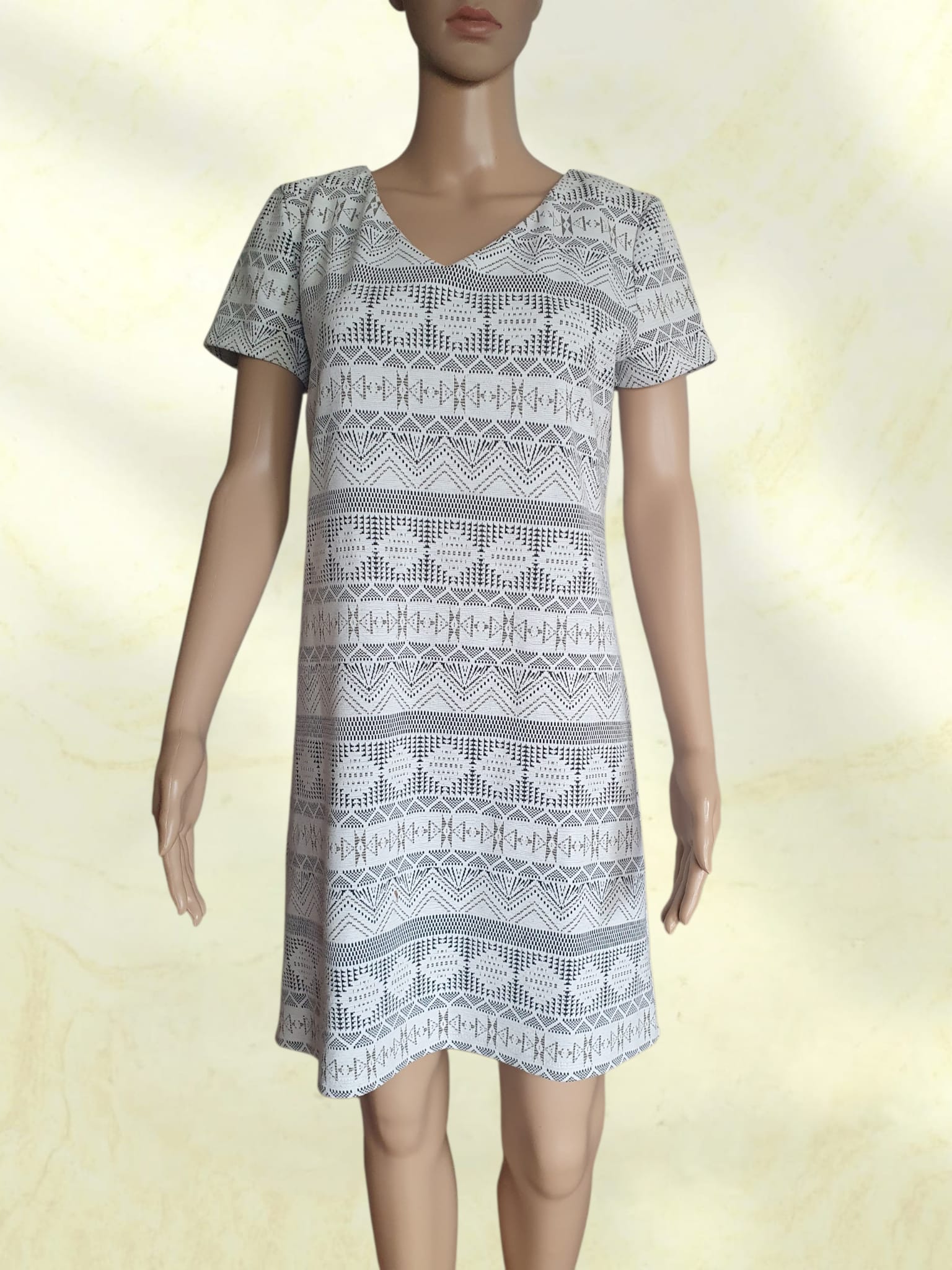 Robe Courte Imprimée Gerard Pasquier – Chic, Géométrique & Fils Métallisés T38