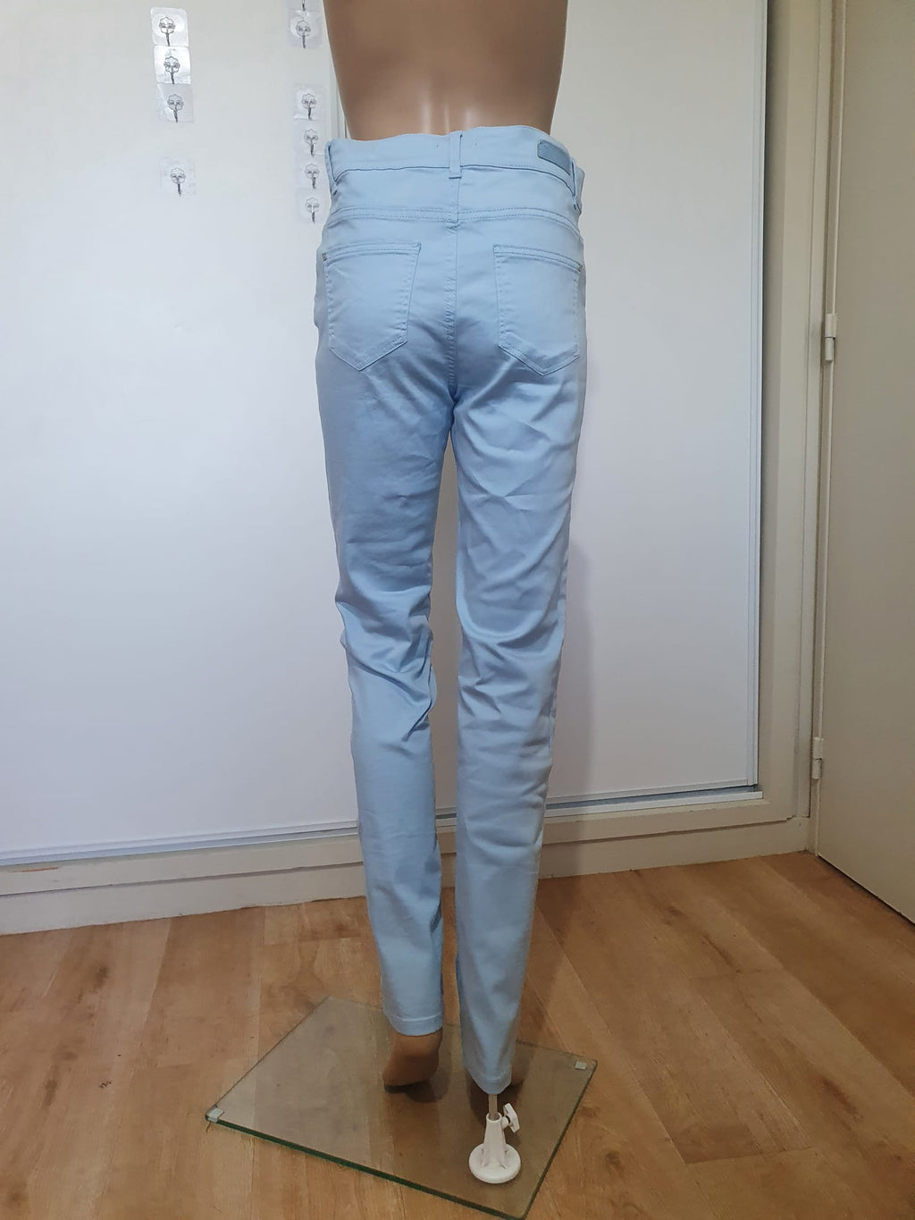L'Indispensable Pantalon Pastel Caroll – Chic, Stretch & Vitaminé T40