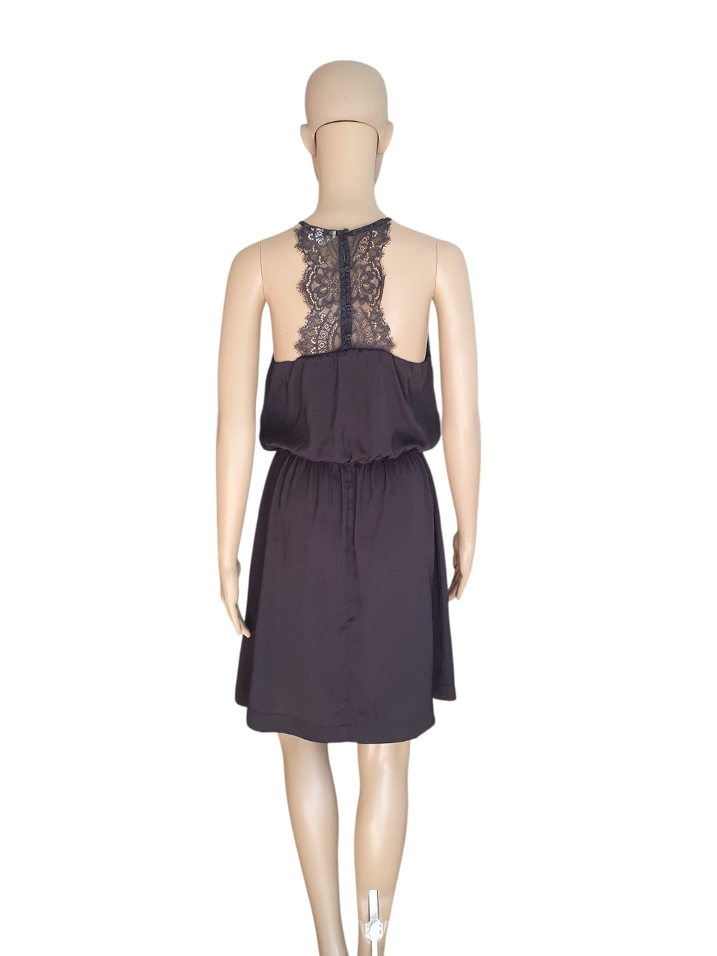 Petite Robe Noire H&M – Dos Nu en Dentelle Raffinée T38