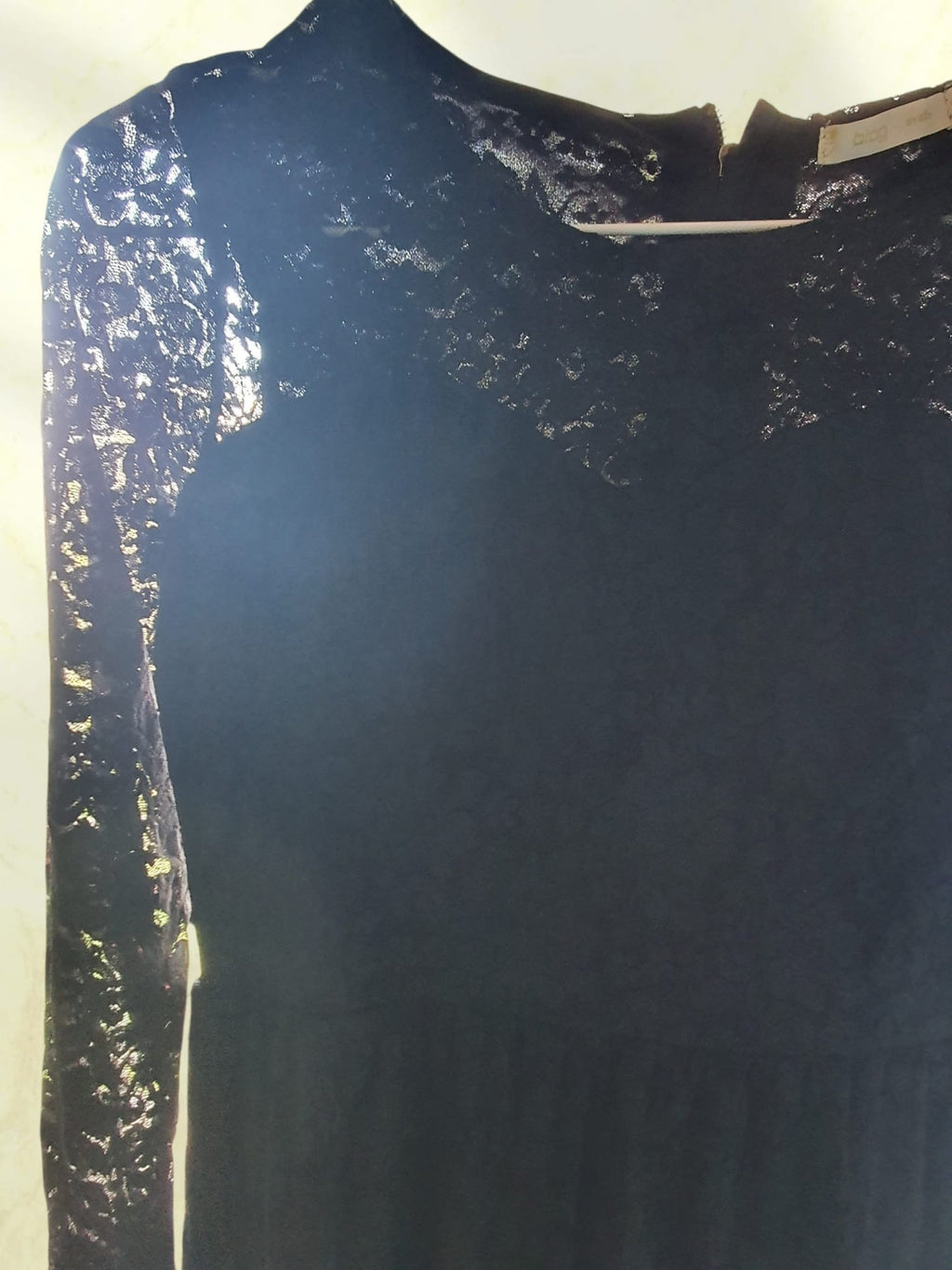 Ravissante petite robe noire en dentelle- Gémo- 12 ans