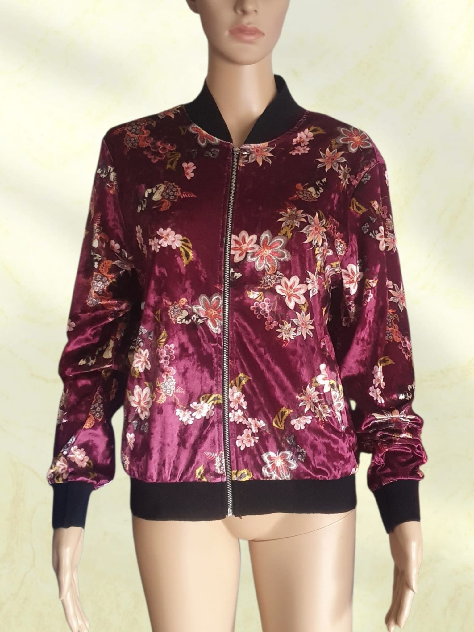 Veste Bomber Femme en Velours Ras Bordeaux à Motifs Fleurs Imprimé Asiatique / Japonais - Taille 36