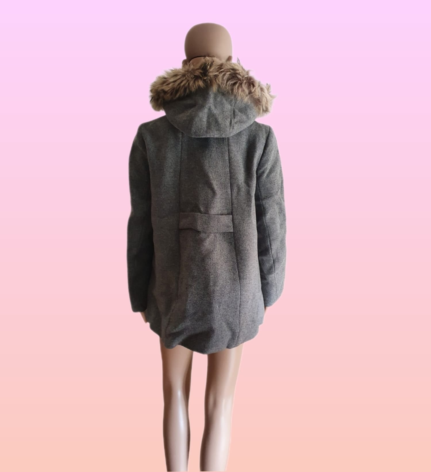 Manteau d'hiver Maje. Taille 38.