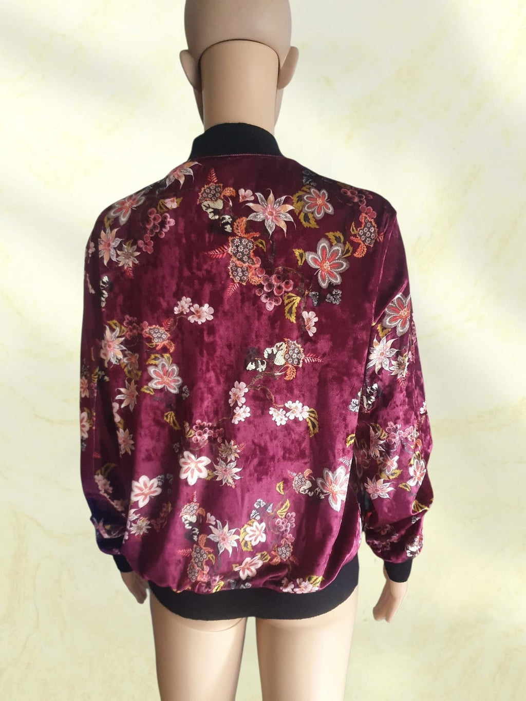 Veste Bomber Femme en Velours Ras Bordeaux à Motifs Fleurs Imprimé Asiatique / Japonais - Taille 36