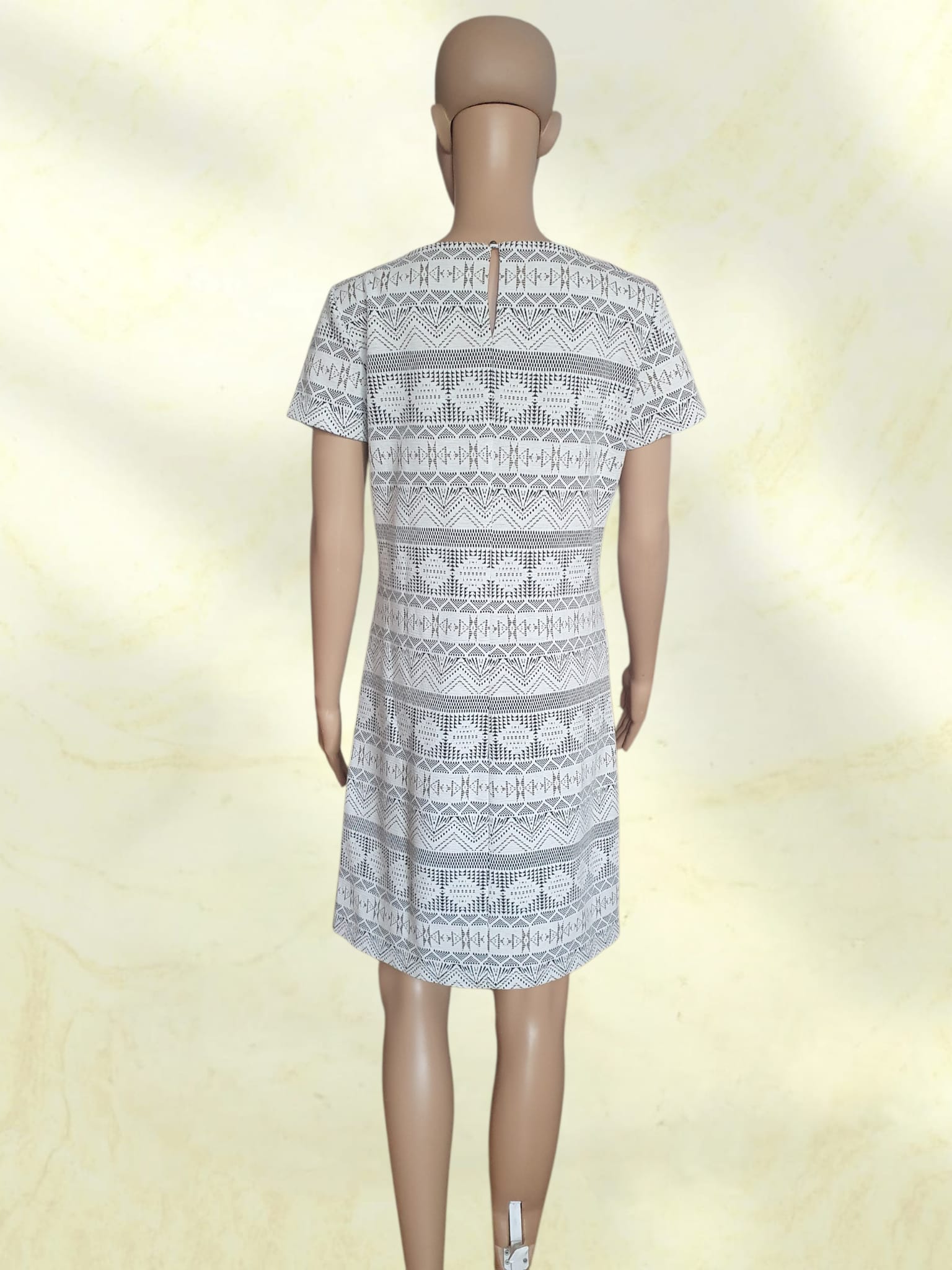 Robe Courte Imprimée Gerard Pasquier – Chic, Géométrique & Fils Métallisés T38