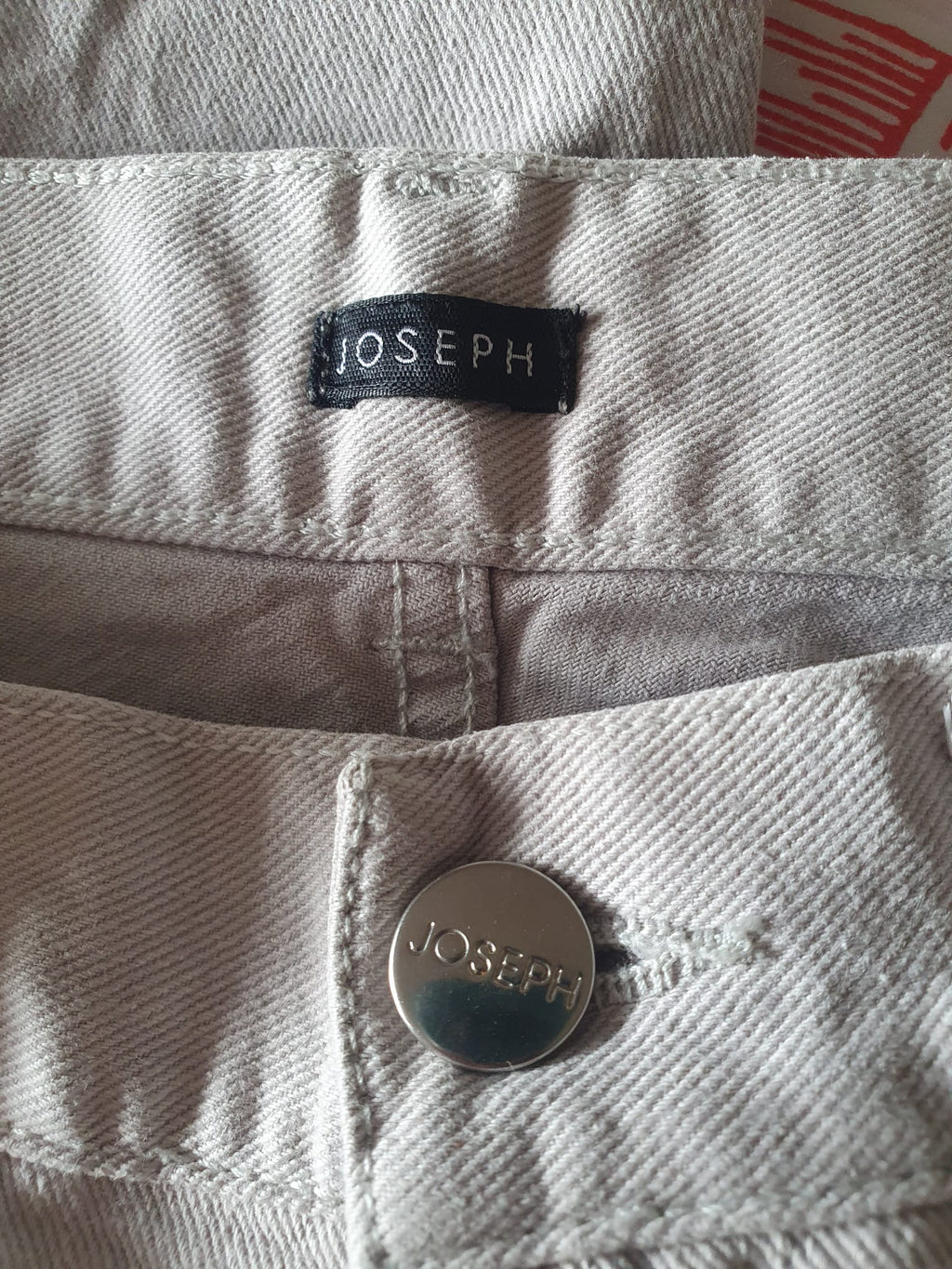 Pantalon Droit Chino Femme JOSEPH – Gris Taupe / Beige Nude (Taille 36)