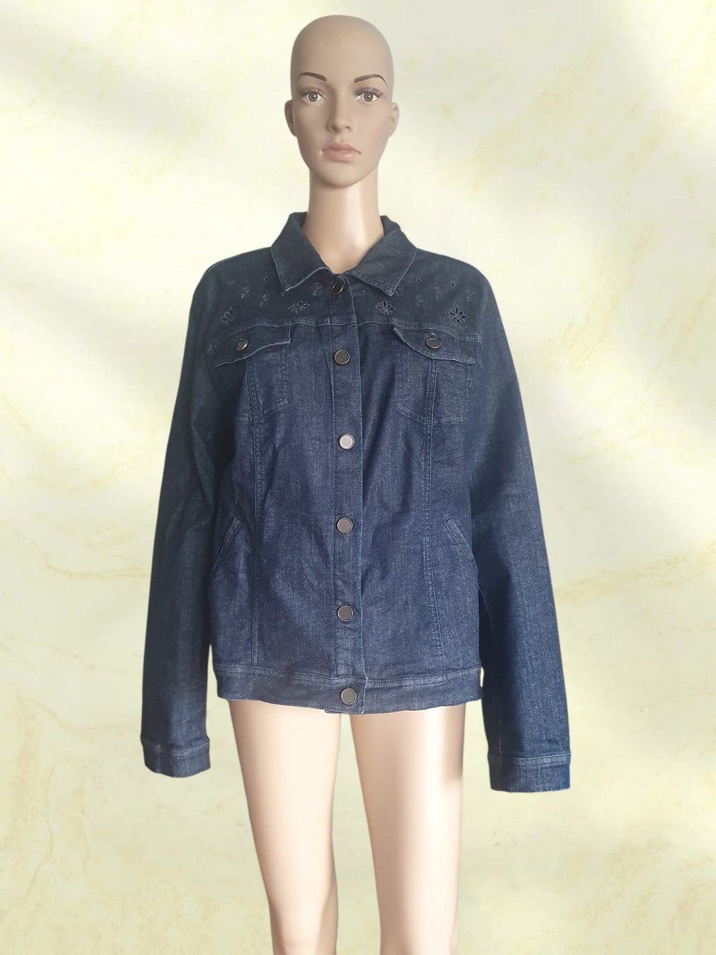 Veste en Jean Marine Broderie Anglaise - Un Jour Ailleurs Paris T46