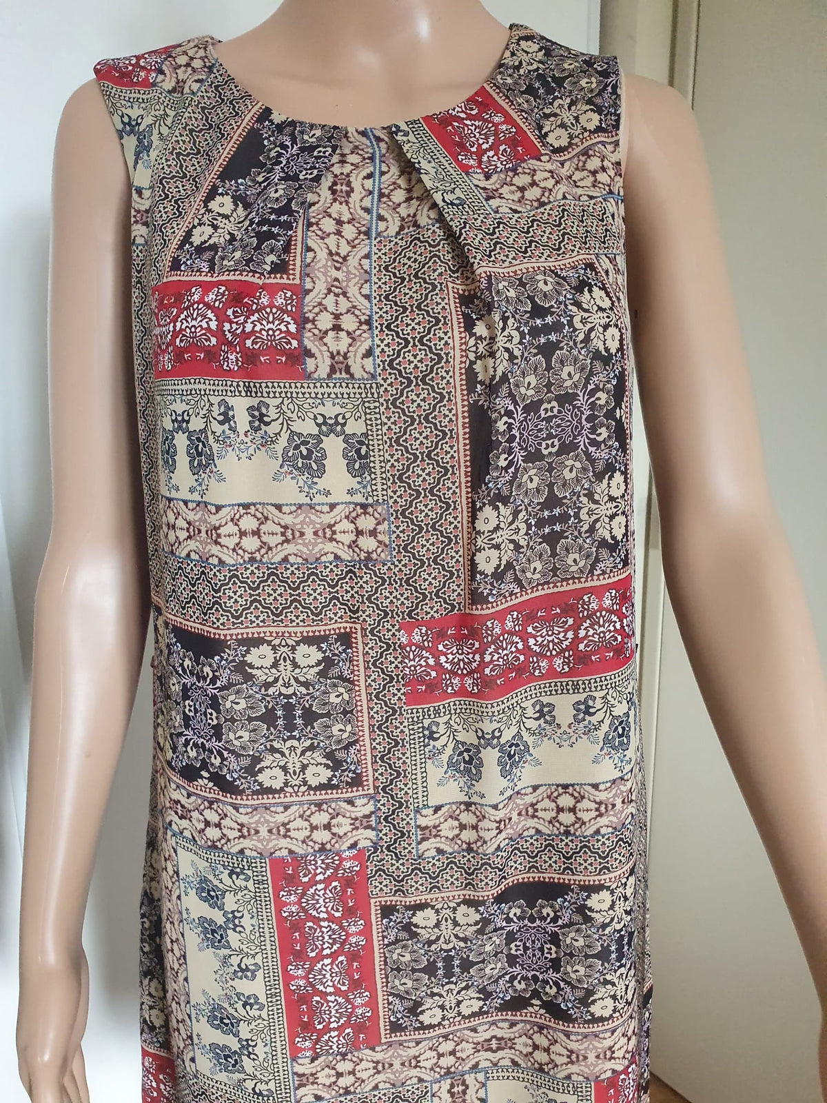 Robe d'été Courte Imprimé Patchwork – Style Bohème Chic T40