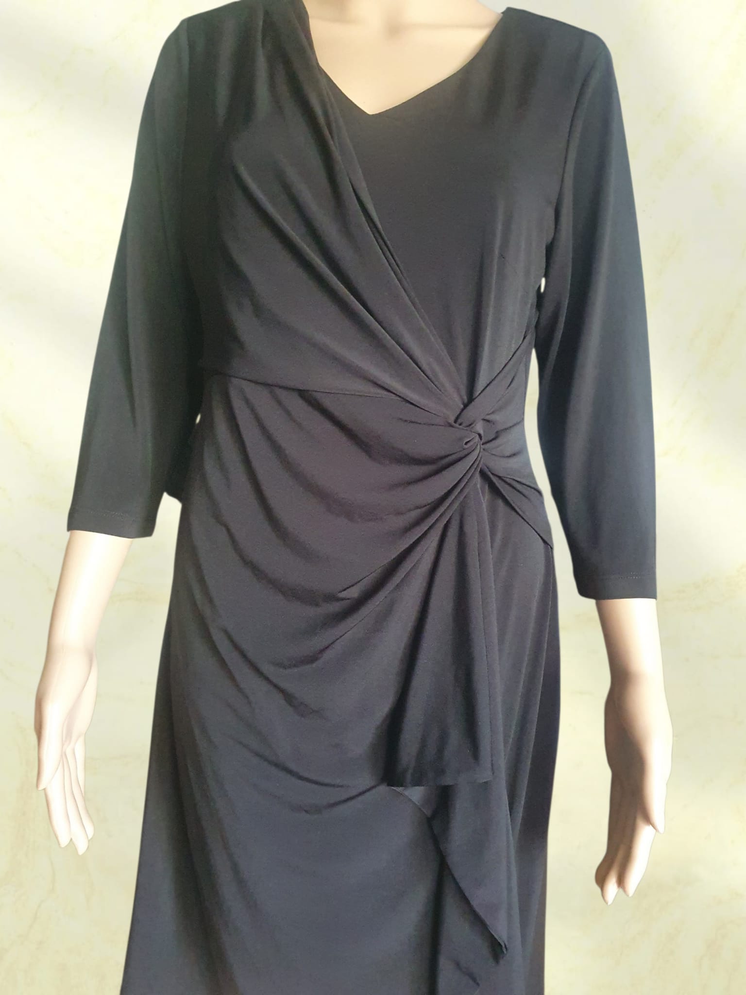 Petite Robe Noire Drappée - Coupe Portefeuille & Fluide - Woman El Corte Inglés T40