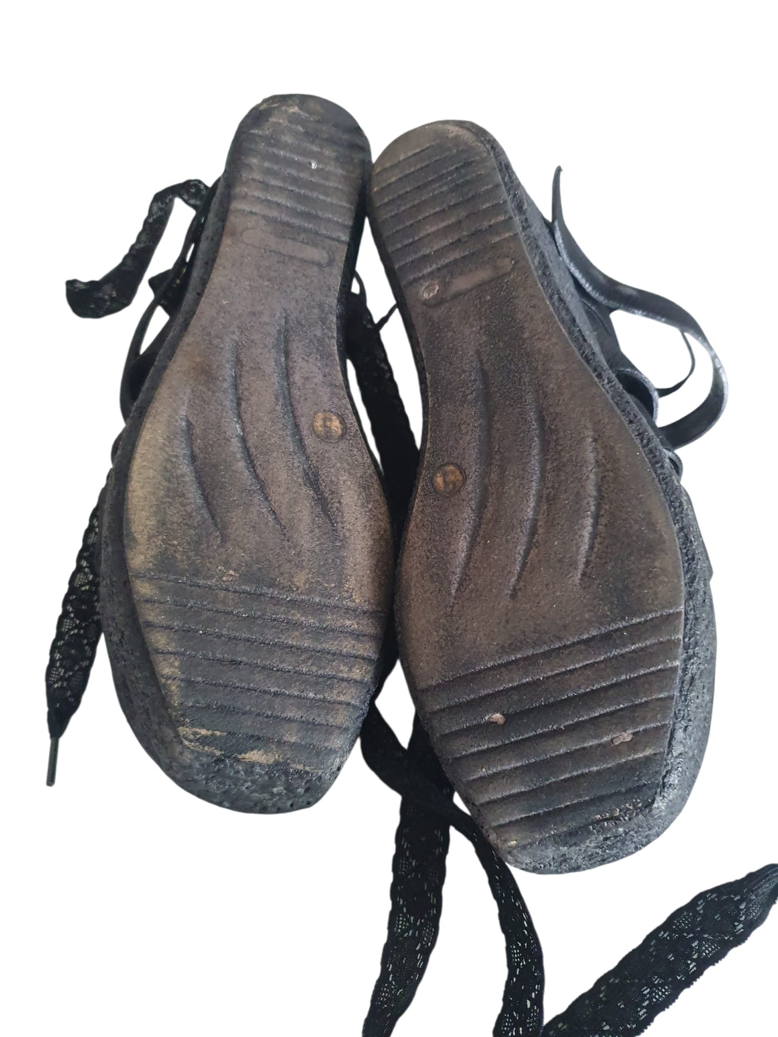 Sandales Compensées Papucei Noires en Cuir et Dentelle – Pointure 40