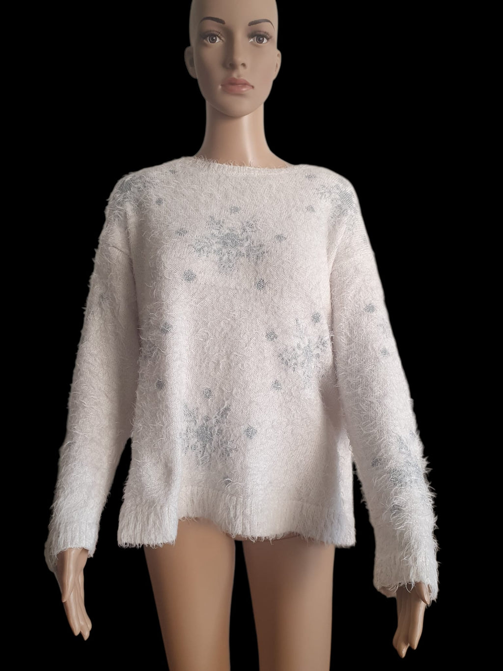 Élégant pull blanc. Taille 38