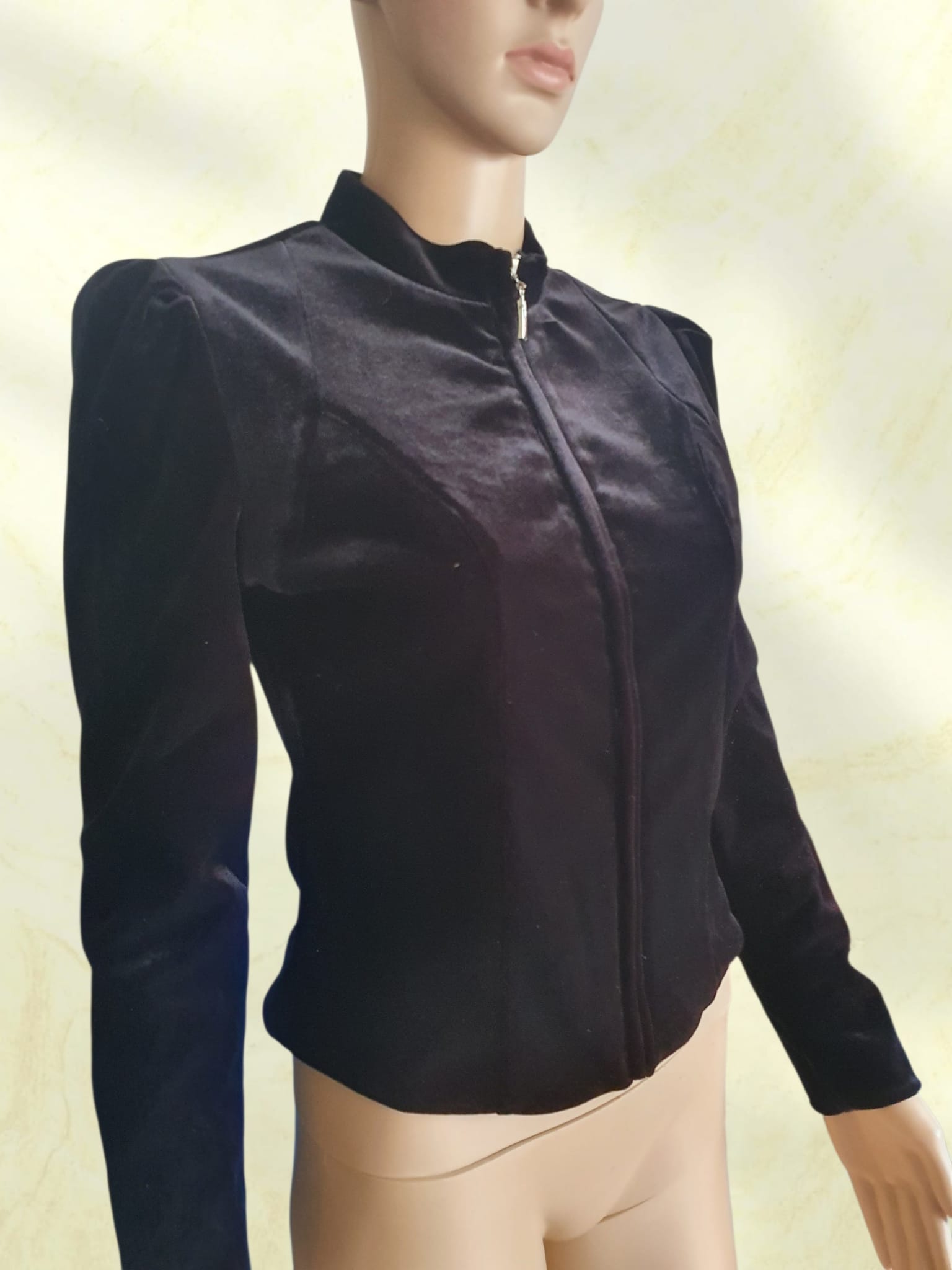 Veste Courte Zippée à Col Montant & Épaules Structurées - Avant Première - T36